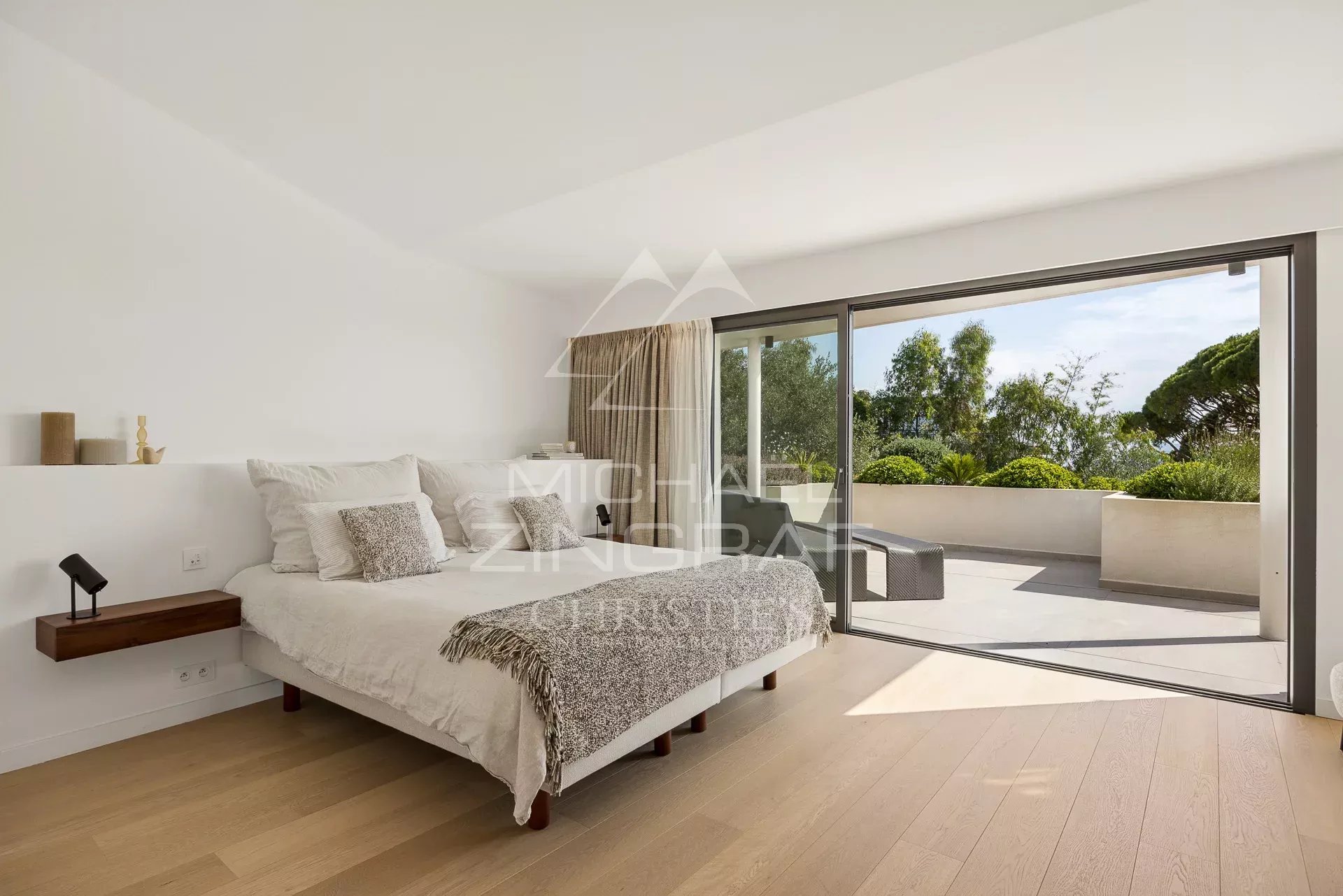 5 Bedroom Villa/Townhouse's Image 5