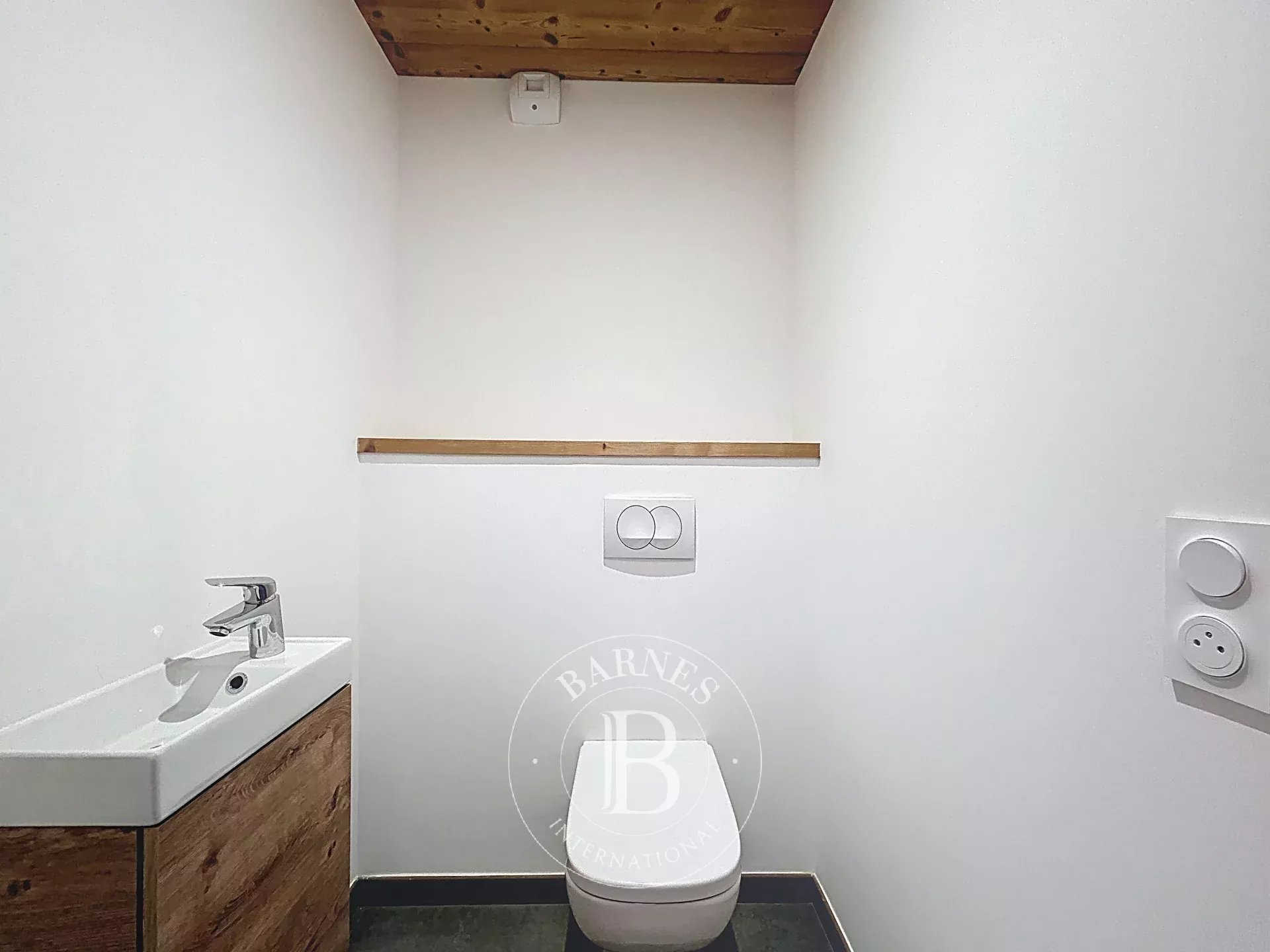 Photo of Les Gets – Spacious Family T6 Duplex – Direct Ski Access – Open Mountain Views