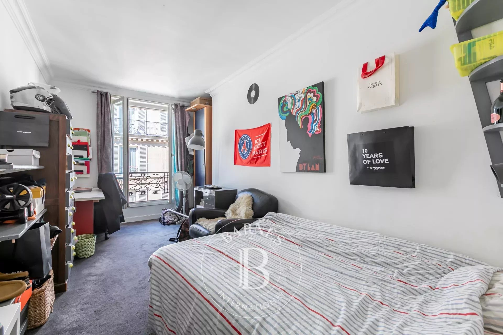 Paris 17 - Marché Lebon - 4-bedroom duplex - upper floor with full-length balcony - picture 10