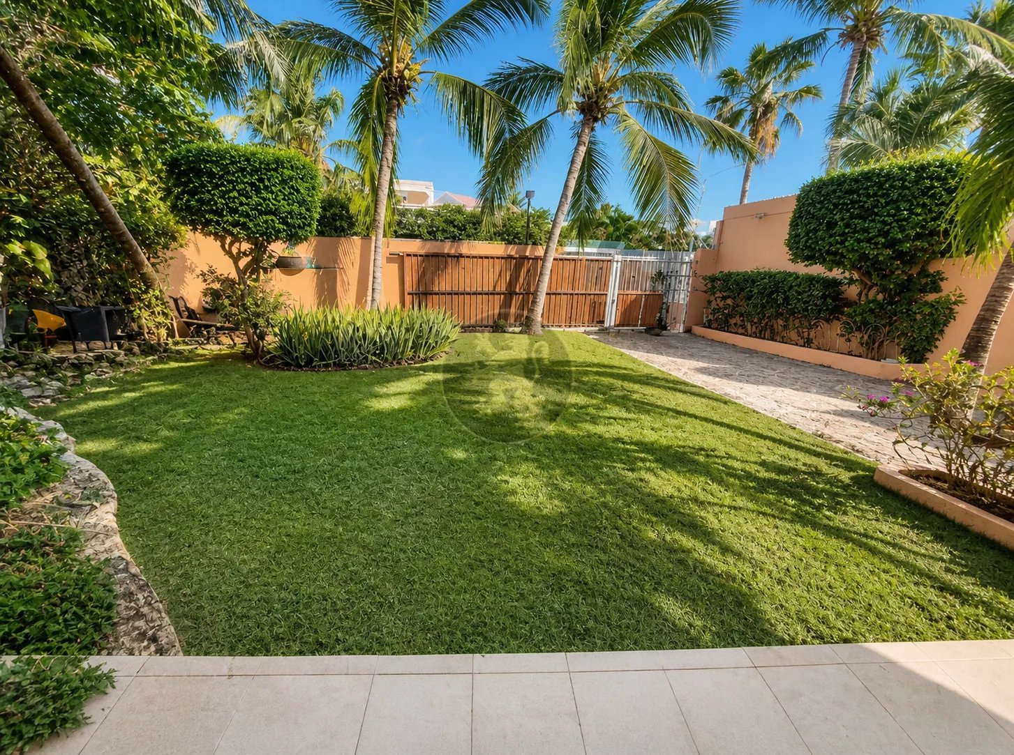 2BR/2BA Condo - Beacon Hill - Sint Maarten #200 — photo 2