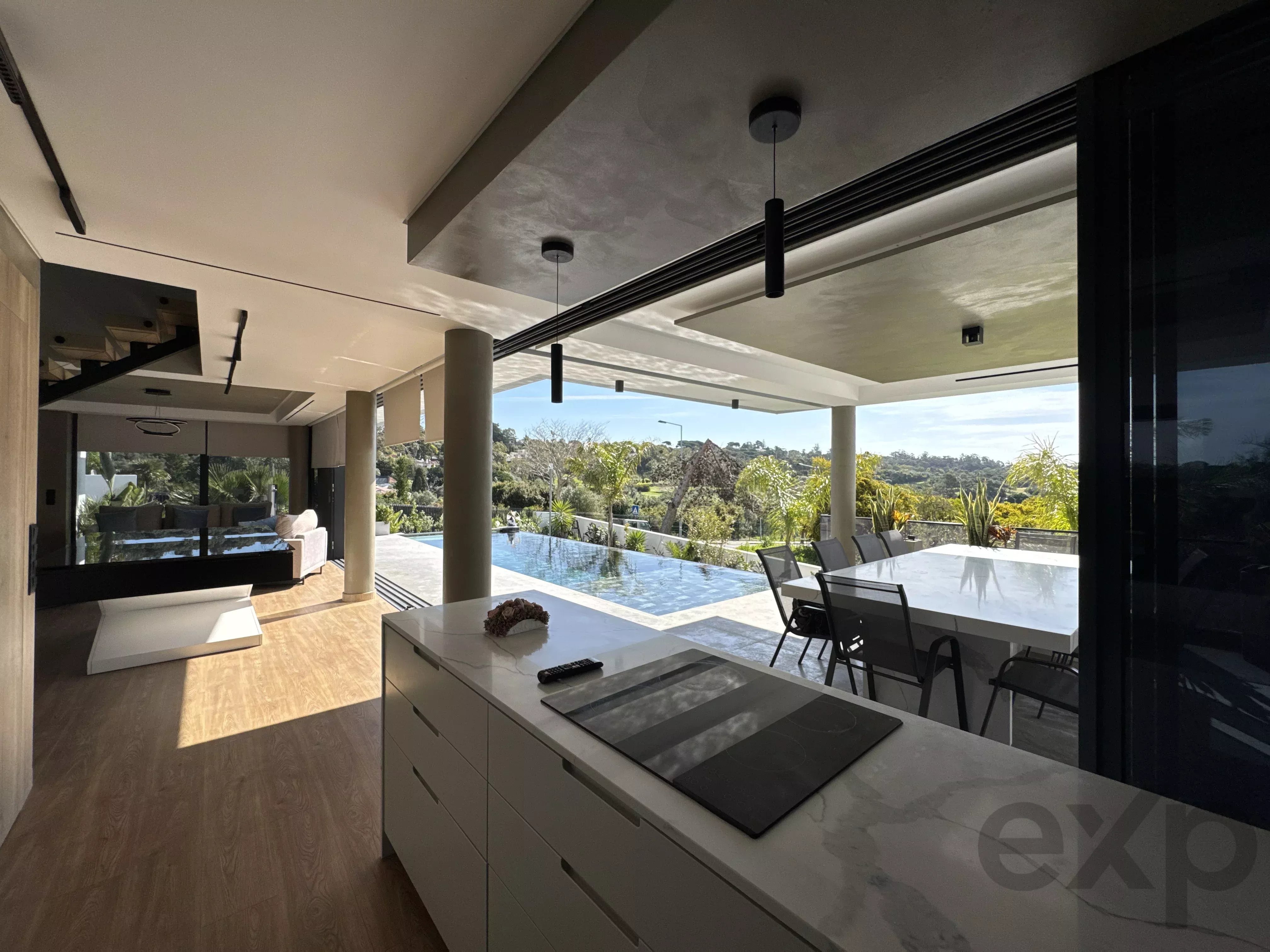 Luxury Single Home in Estoril Golf - 3 Suites with Private Resort 86843974 image 16
