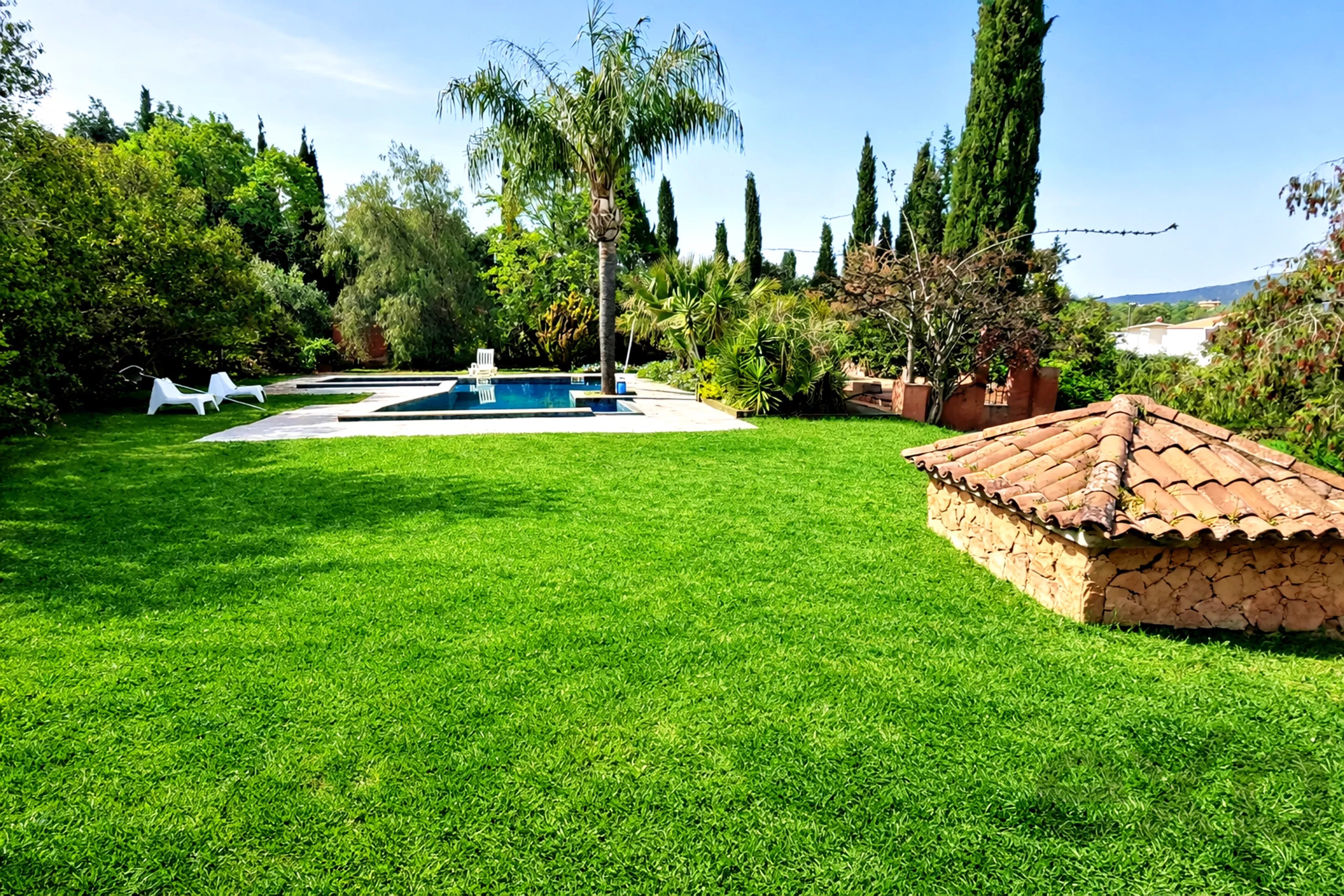 Country Estate with Pool, 4-Bedroom Main House and Three 1-Bedroom Cottages in Olhão 86832037 image 45