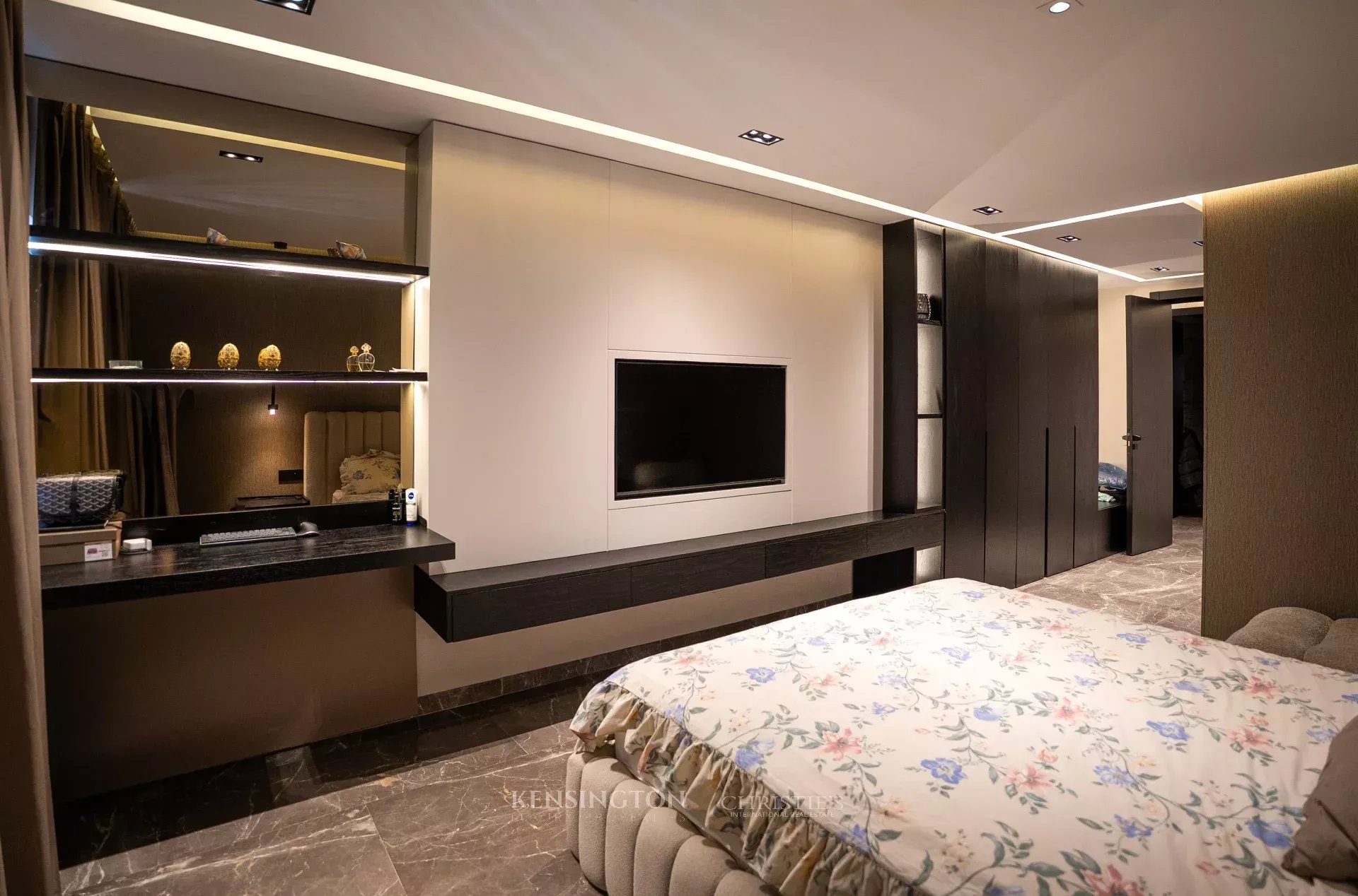 4 Bedroom Apartment/Flat's Image 20
