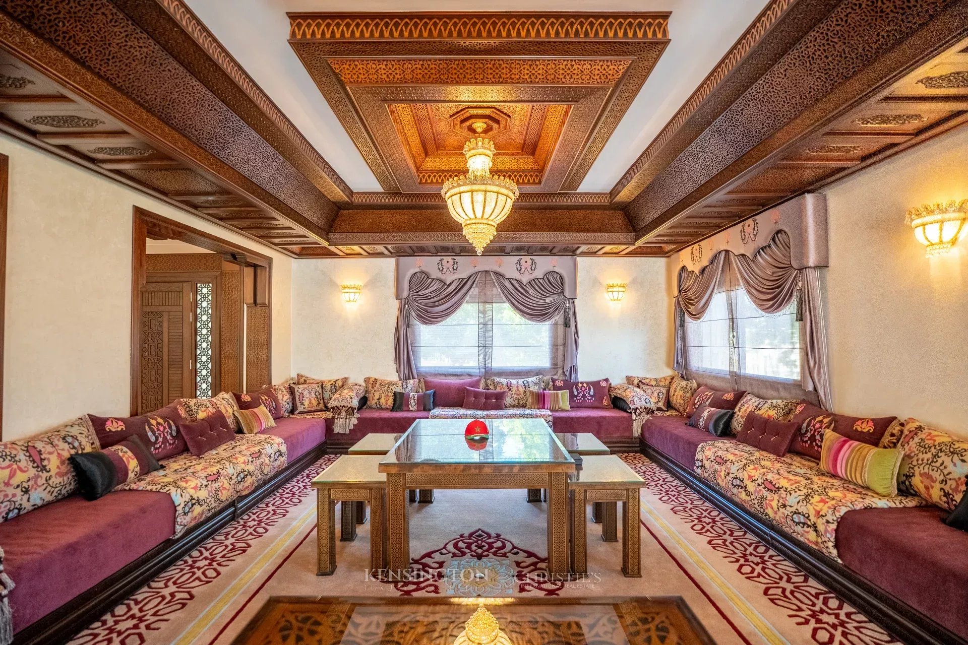 6 Bedroom Villa/Townhouse's Image 11