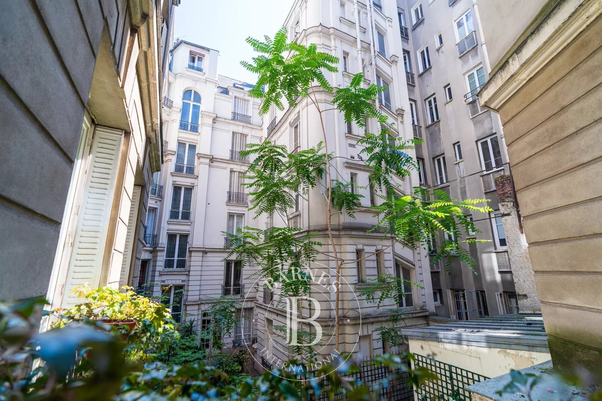 Appartement Neuilly-sur-Seine  -  ref 87121639 (picture 3)