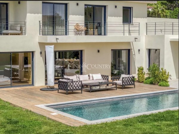 Hedendaagse Luxe Villa in Le Cannet met Uitzicht op Zee — photo 3