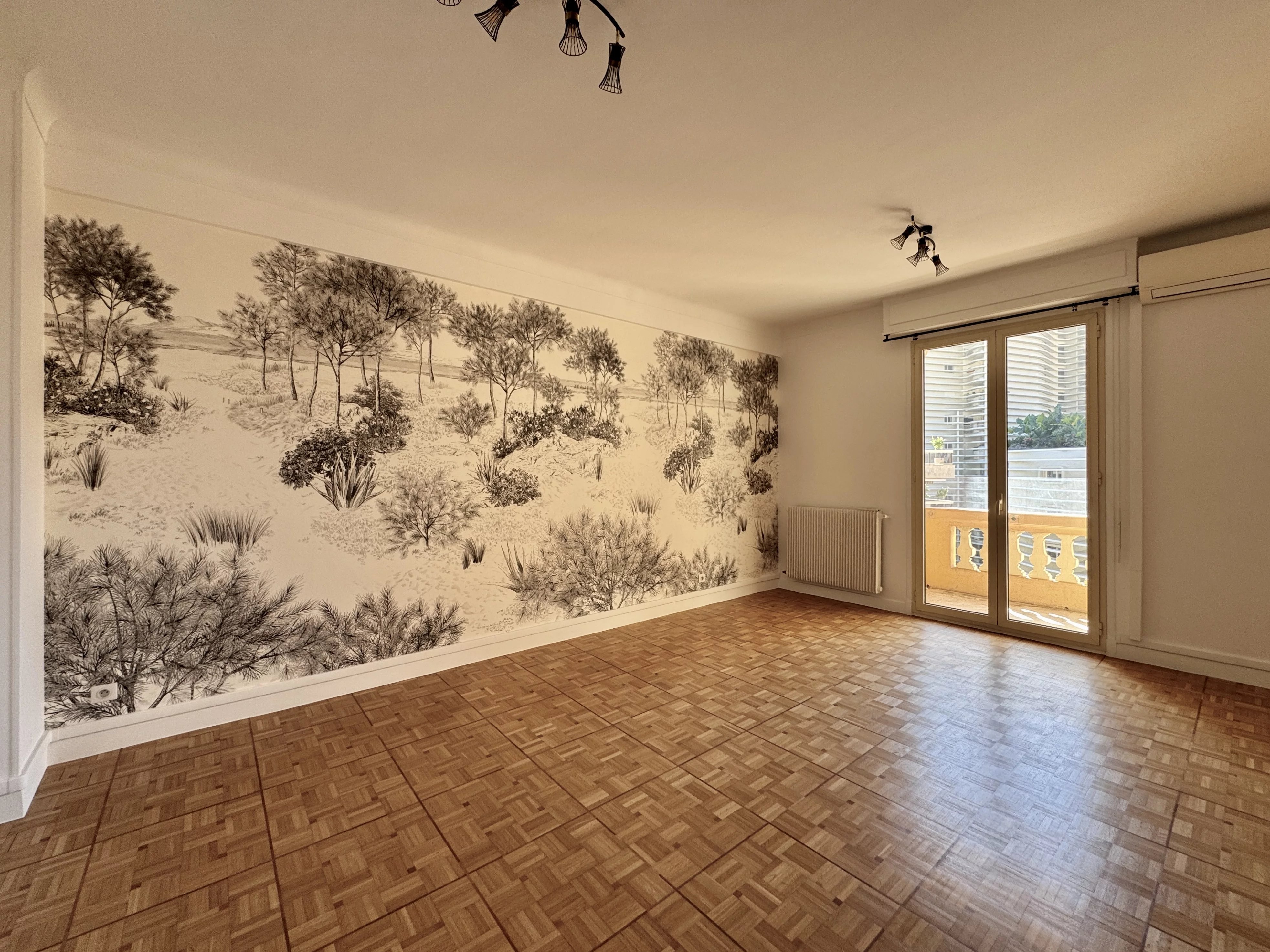 Franzido Palace - 4-Room Appartment for Rent