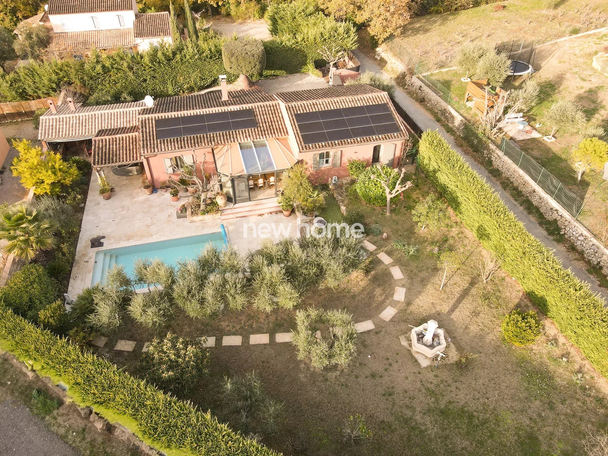 Charmante villa provençale de plain pied 140 m² à 1km du village