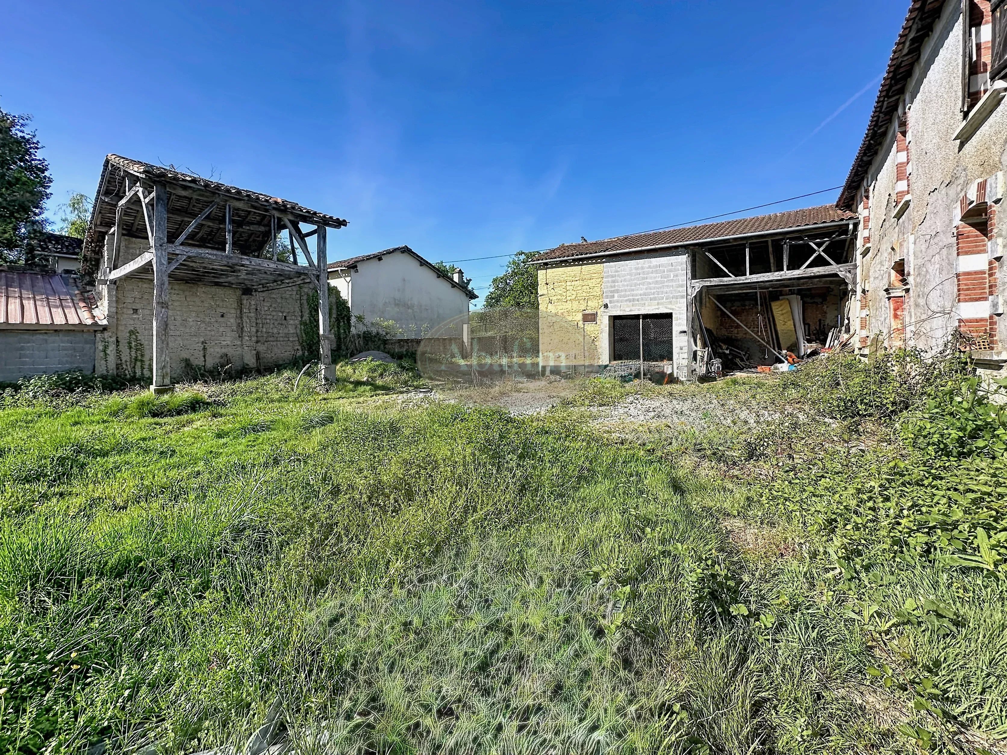 Ancienne ferme à rénover - Photo 3