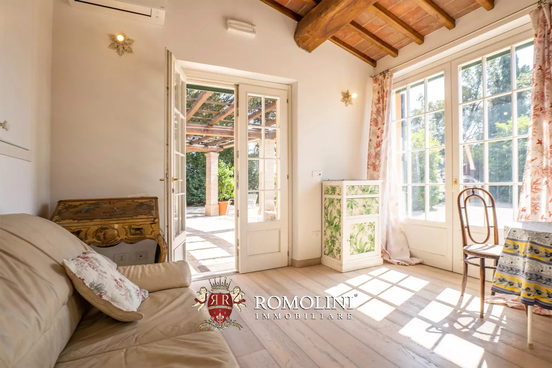 2 Bedroom Villa/Townhouse's Image 14