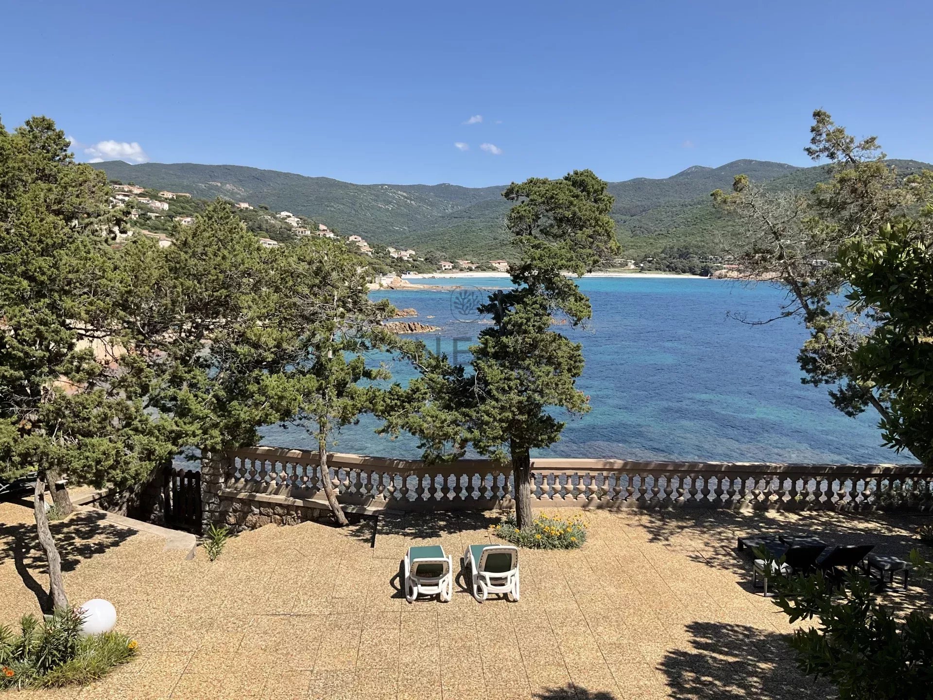 Villa Ondine - 5 chambres, pieds dans l'eau, vue imprenable
