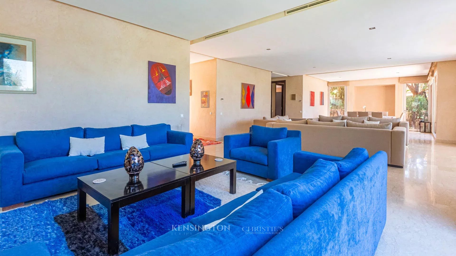 4 Bedroom Villa/Townhouse's Image 9