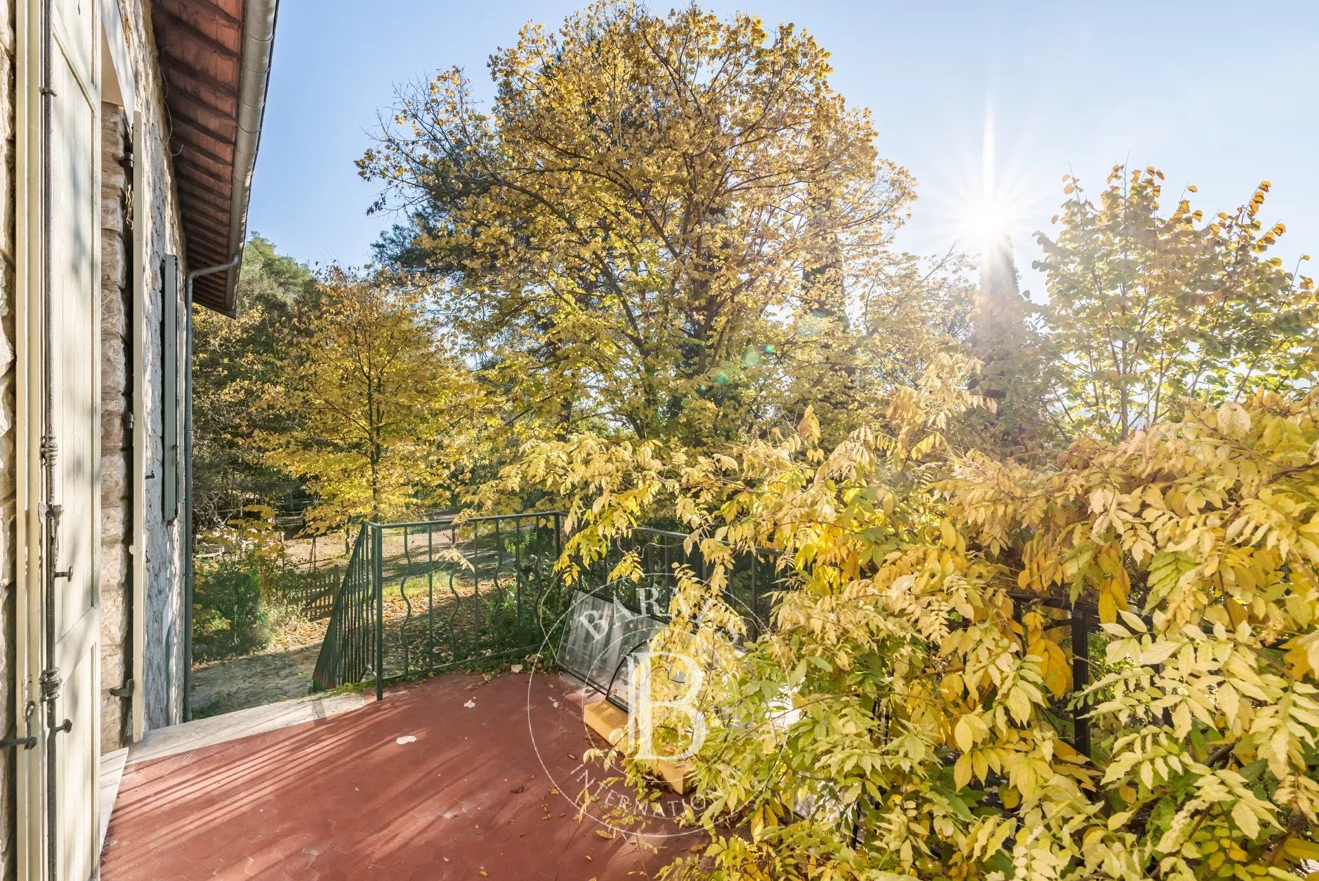 Ev Mougins - picture 15