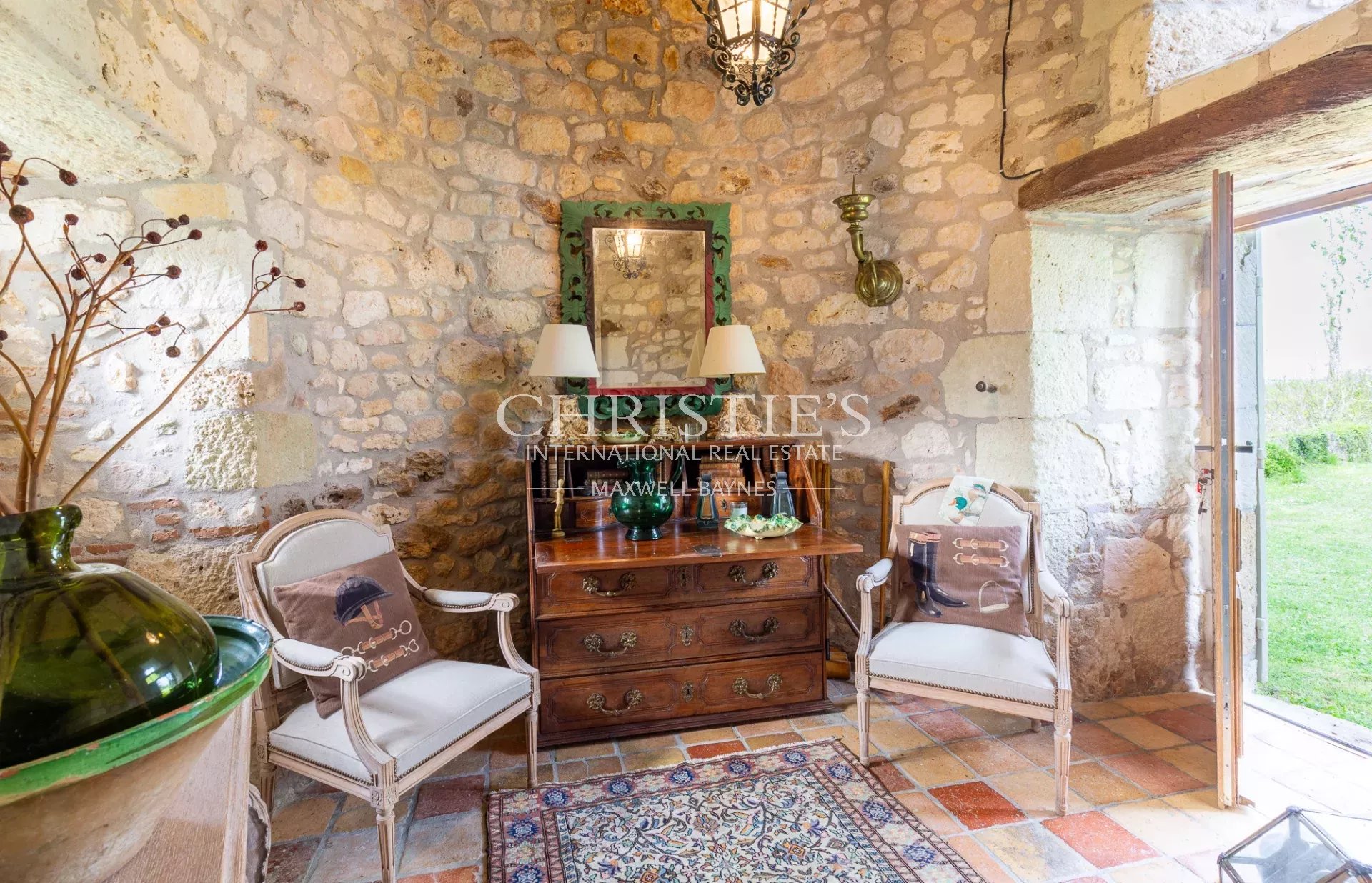 5 Bedroom Chateau's Image 14