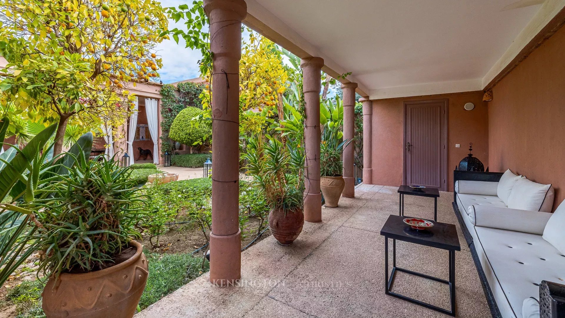 5 Bedroom Villa/Townhouse's Image 32
