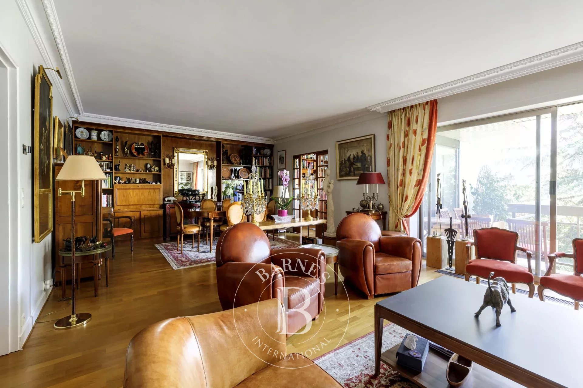 Neuilly - Château - 2 or 3-bedroom apartment - Greenery - Balcony - picture 4