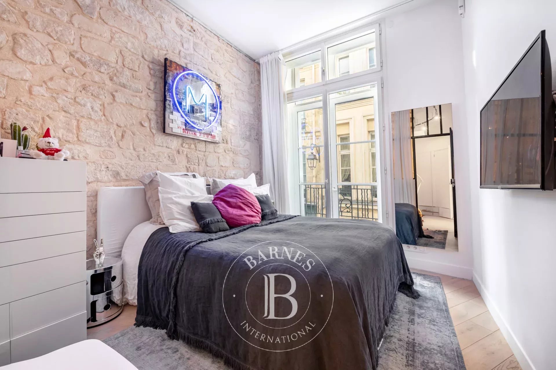 Daire Paris 3ème - picture 9