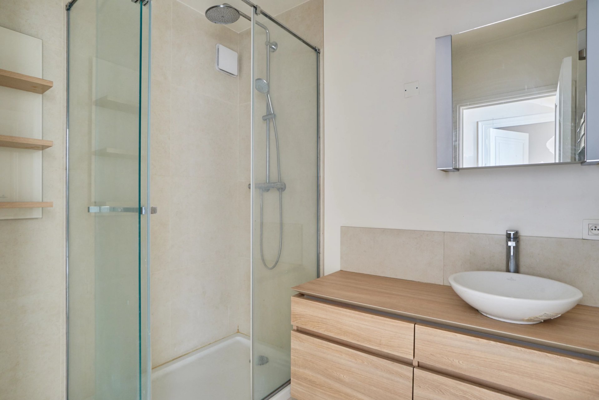 1 Bedroom Apartment/Flat's Image 3