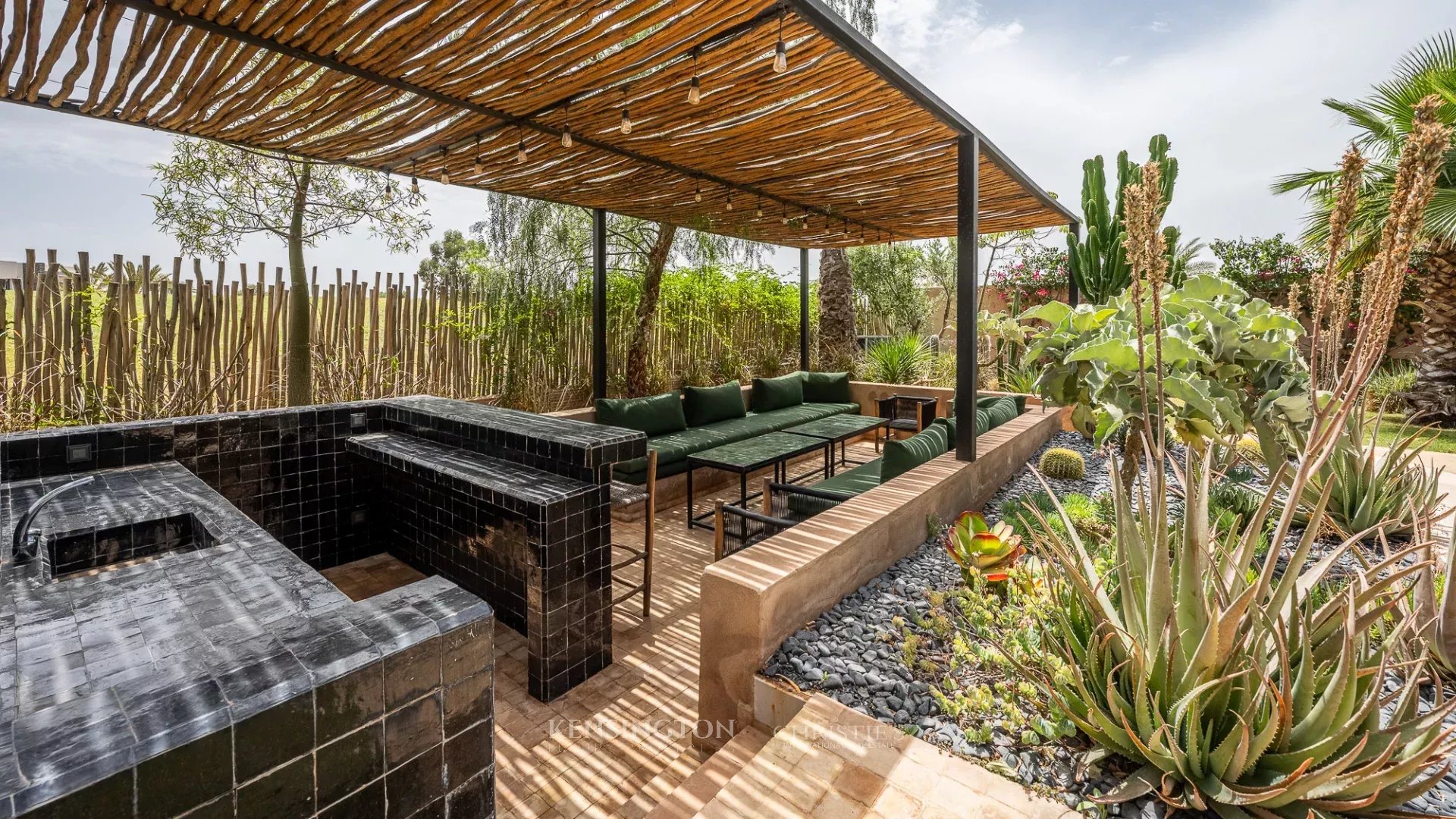 6 Bedroom Villa/Townhouse's Image 78