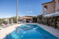 Luxury Villa in Super-Cannes: A Contemporary Family Legacy Estate — photo 3 of 14
