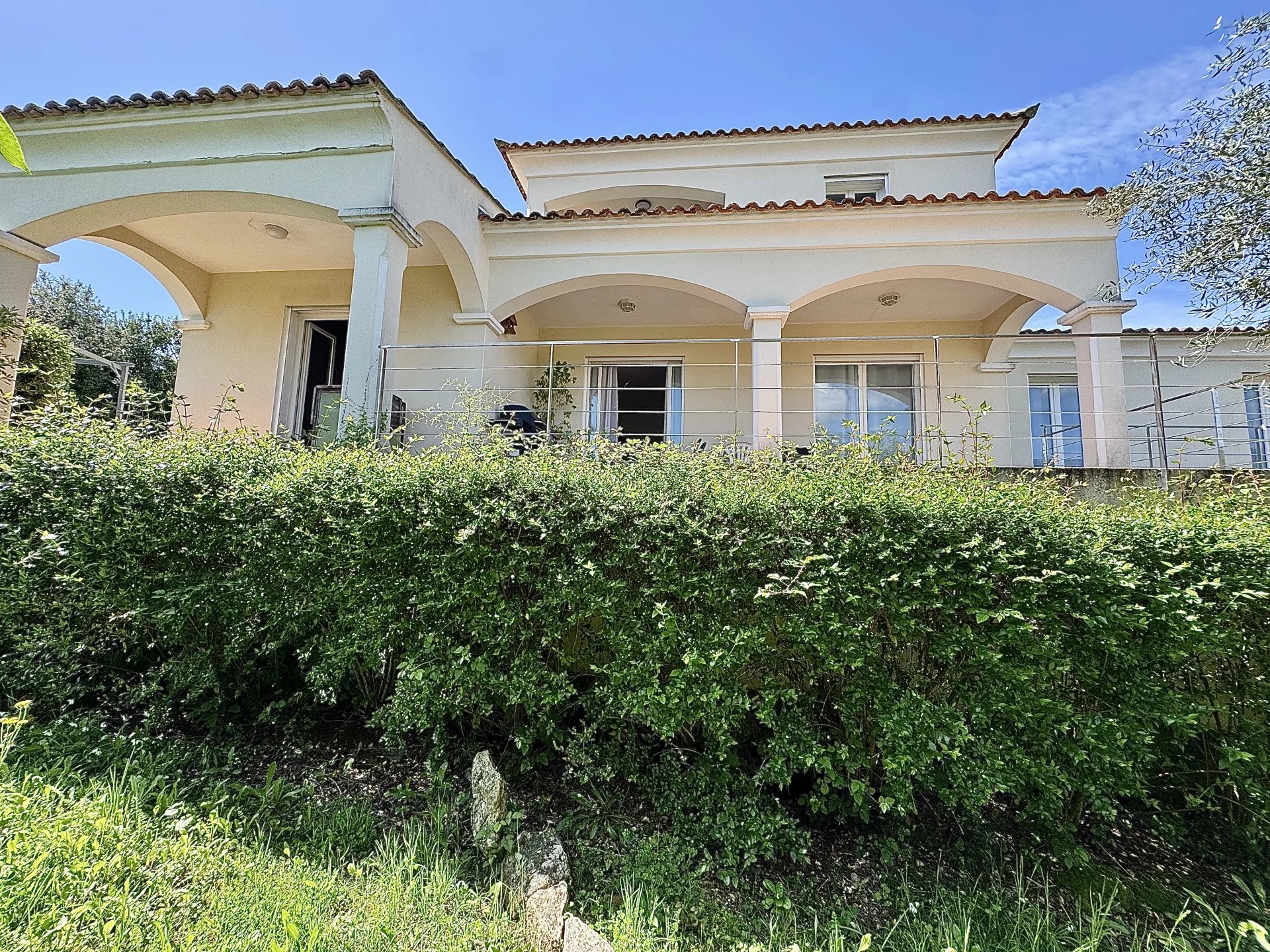 Vente Villa Alata