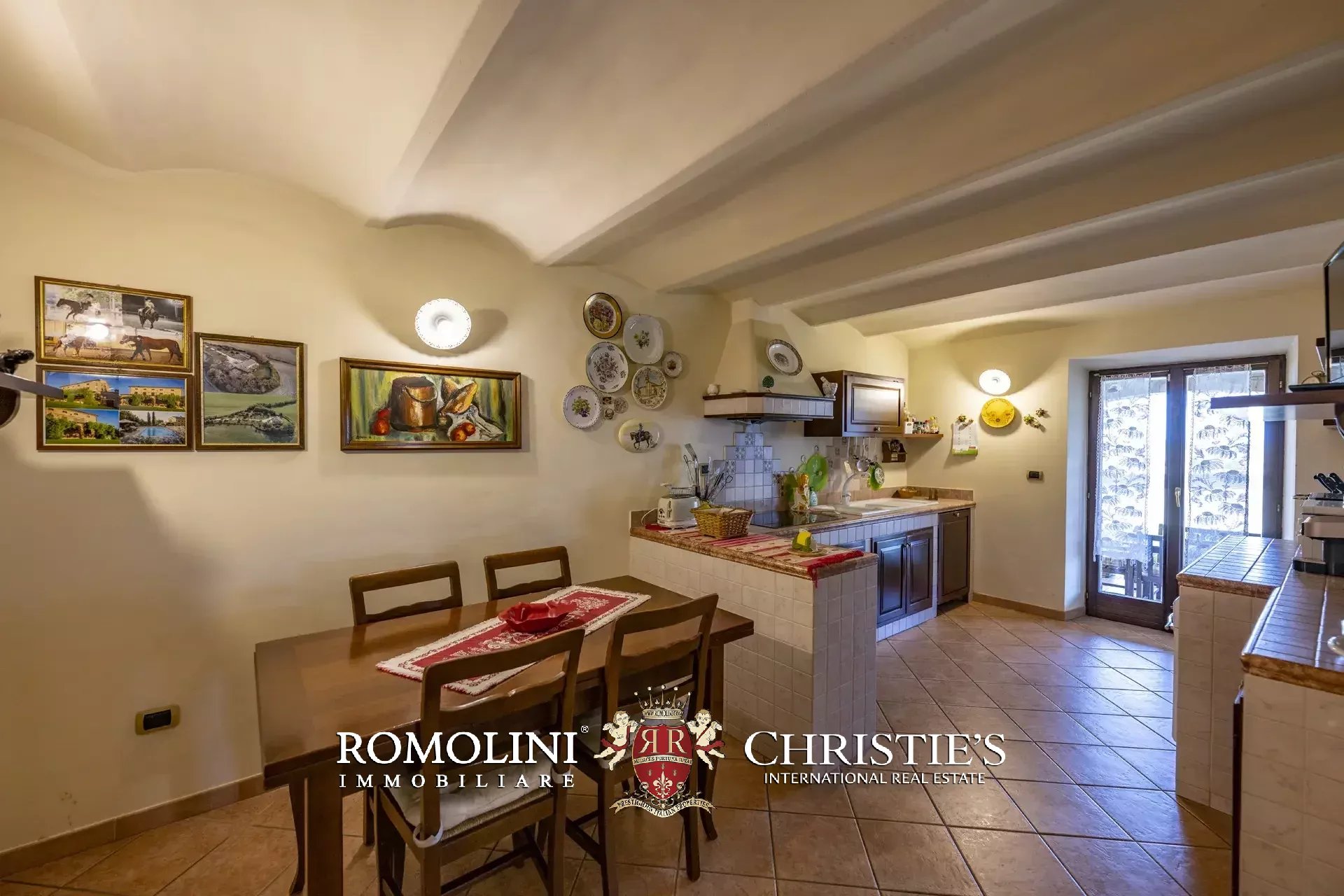 4 Bedroom Villa/Townhouse's Image 36