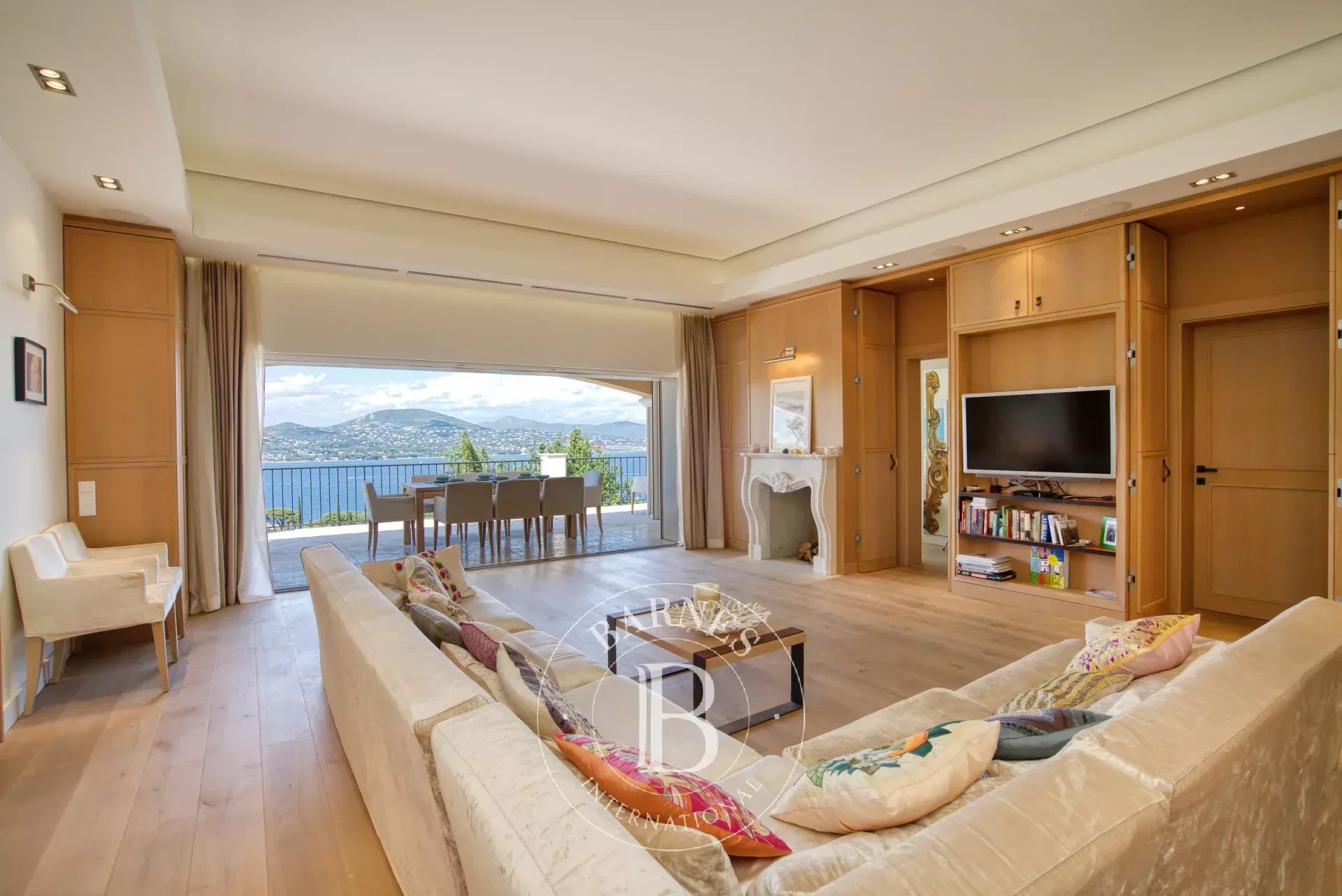 GOLFE DE SAINT-TROPEZ - GASSIN - SEA VIEW VILLA - picture 6