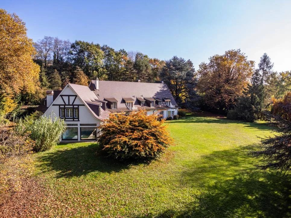 Magnifique propriété située dans un havre de verdure à proximité de Lausanne !