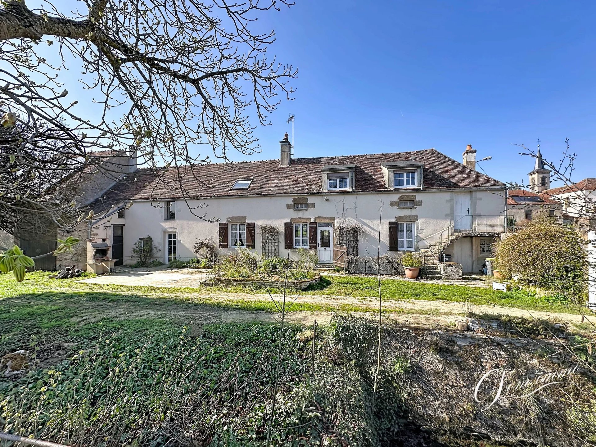 En exclusivité,charme et authenticité pour cet ancien corps de ferme