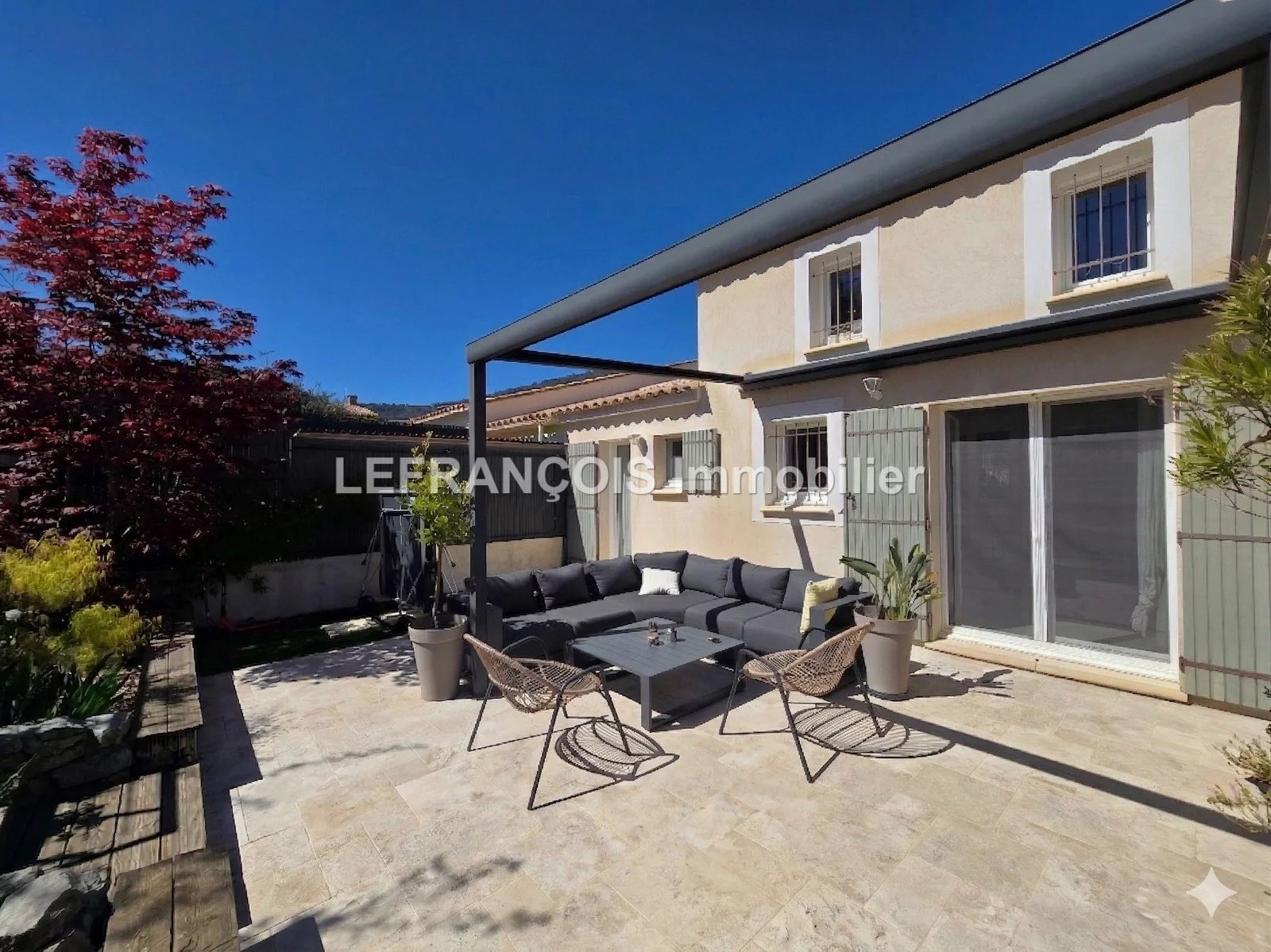 Agence immobilière de 