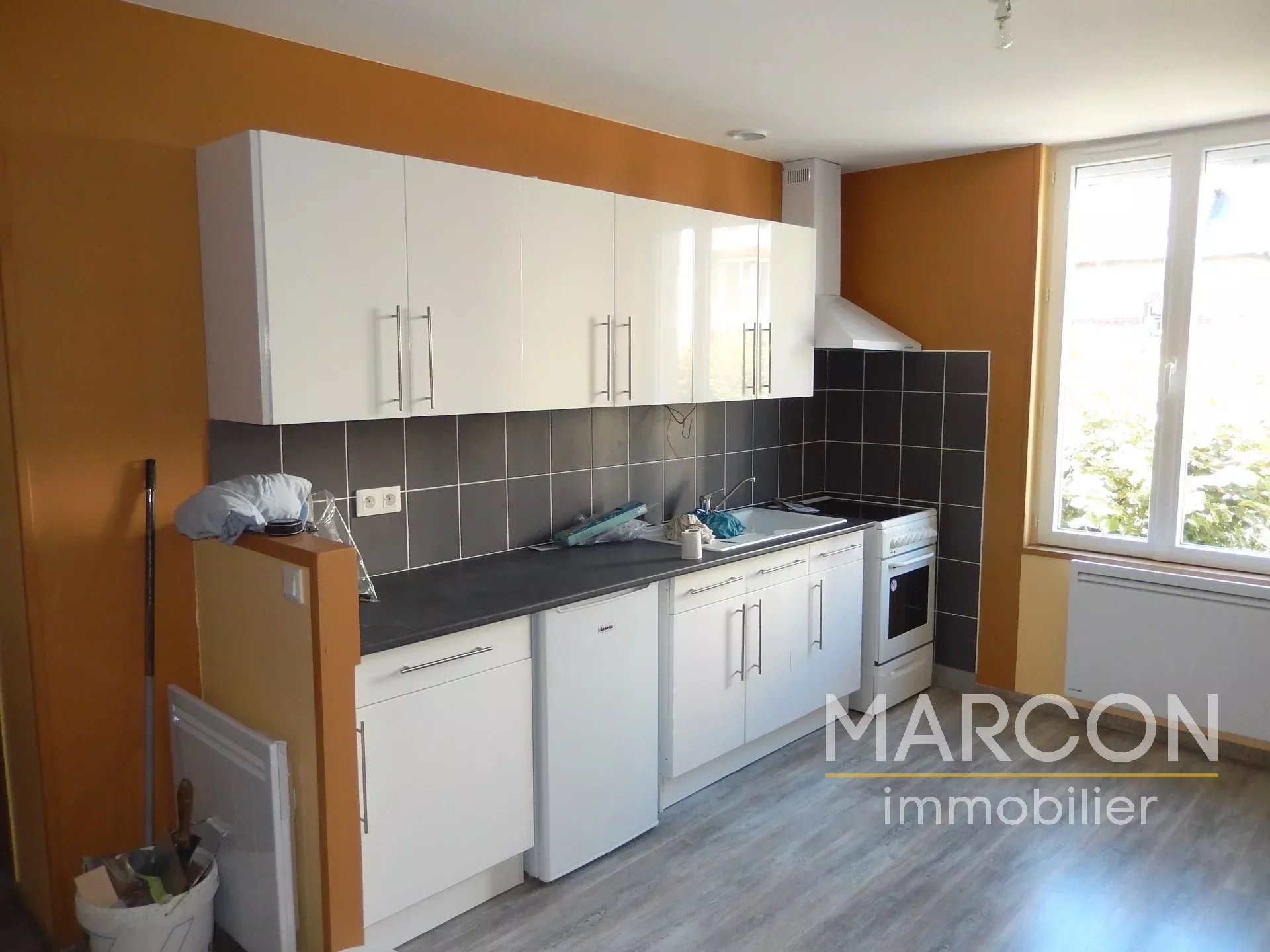 Kitchen Natural light Wooden floor