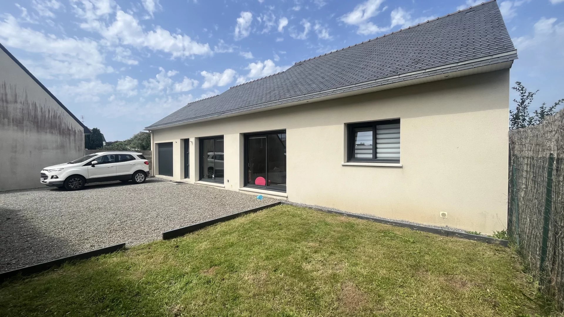 Agence immobilière de L'IMMOBILIÈRE DE LA LANDE