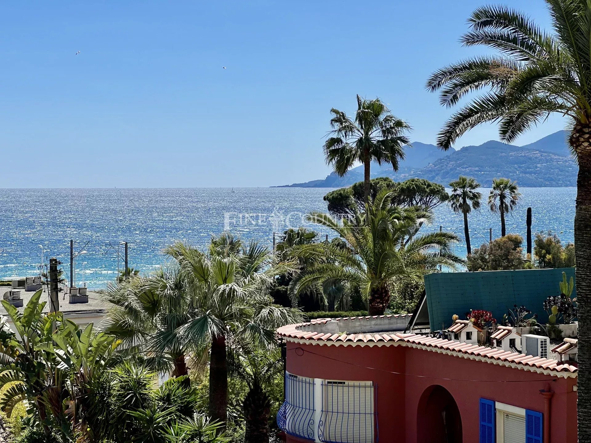 Photo of Sea View Bourgeois Apartment For Sale in Cannes