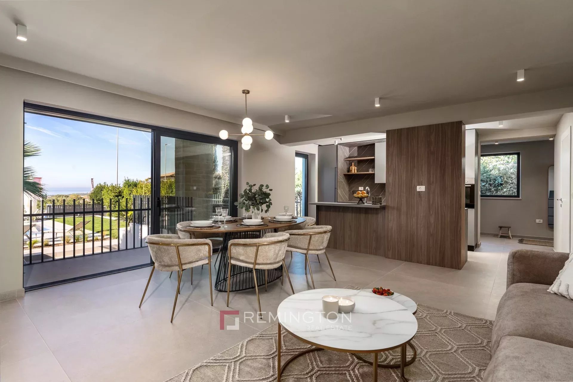 Villa/Townhouse's Image 8