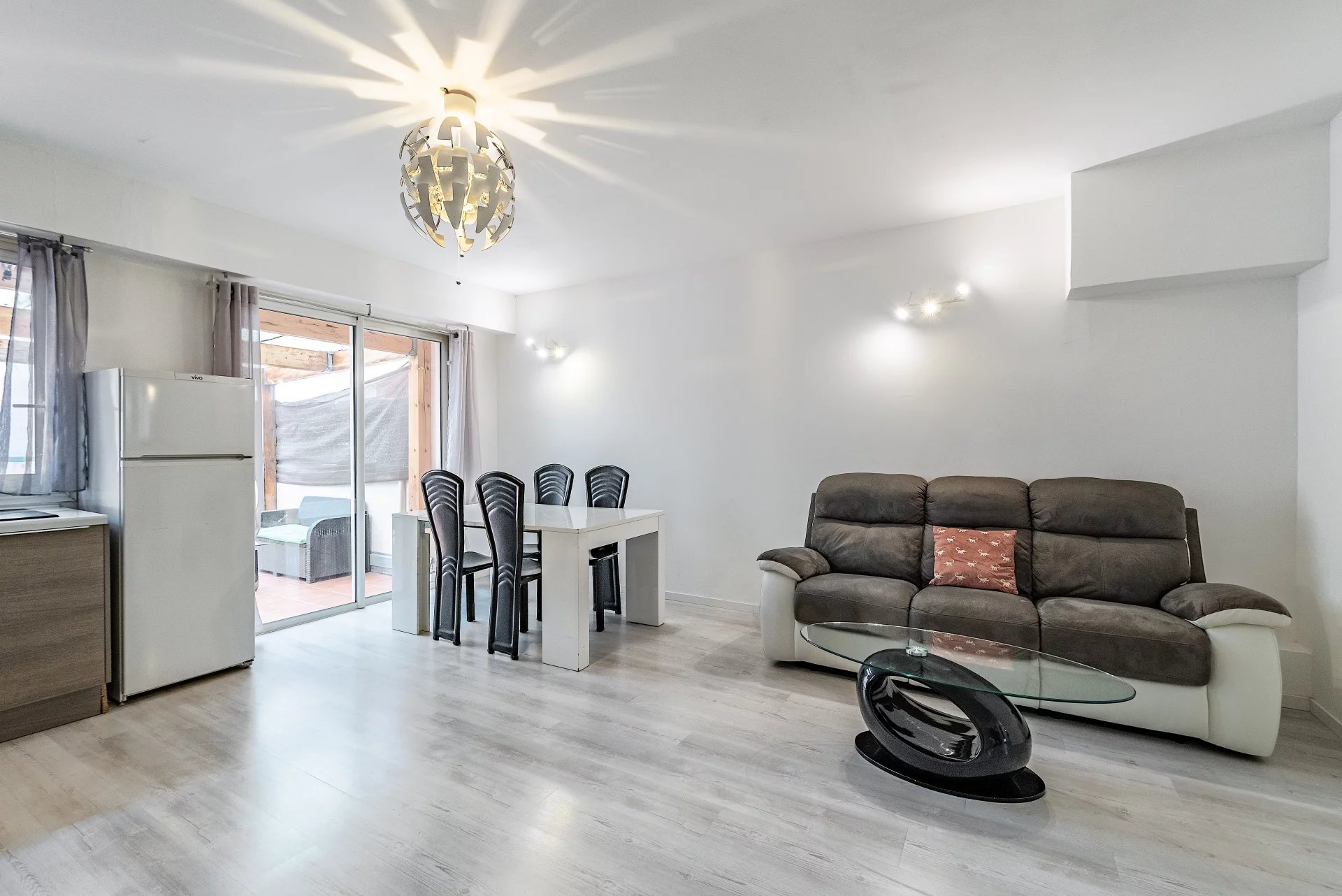 Nice // Saint Roch - Rue Fighiéra - 3 pièces / 59m2 / Terrasse 35m2