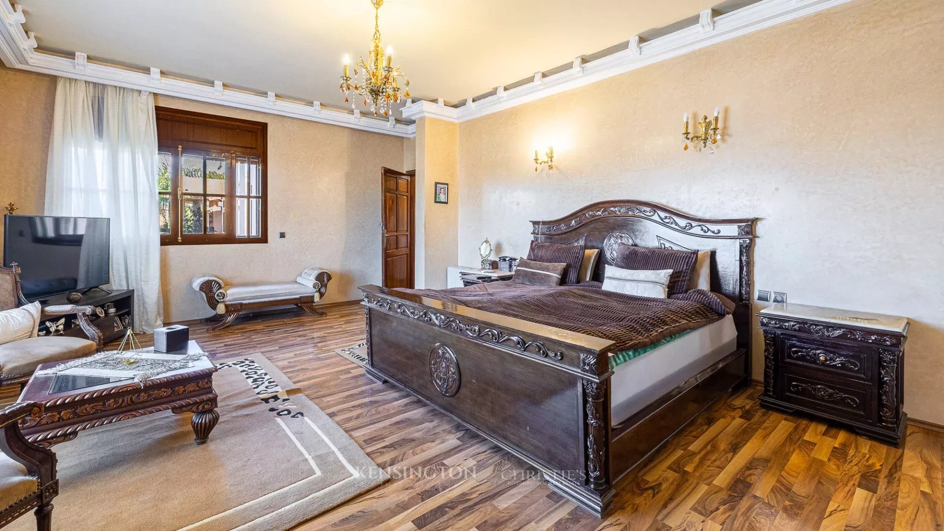 6 Bedroom Villa/Townhouse's Image 23