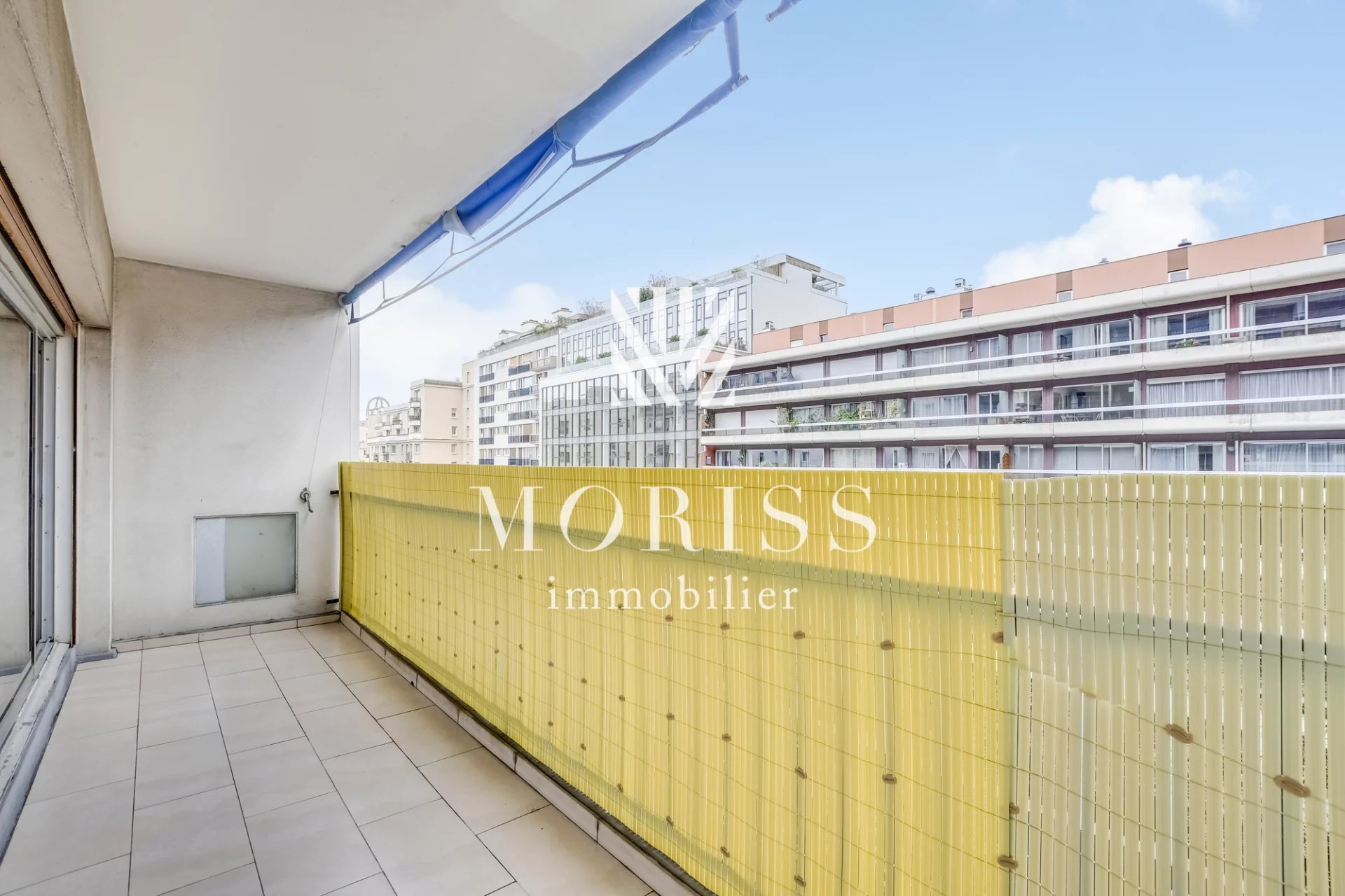 PARIS XVII - BATIGNOLLES  APPARTEMENT 4 PIÈCES 3 CHAMBRES - Image Array