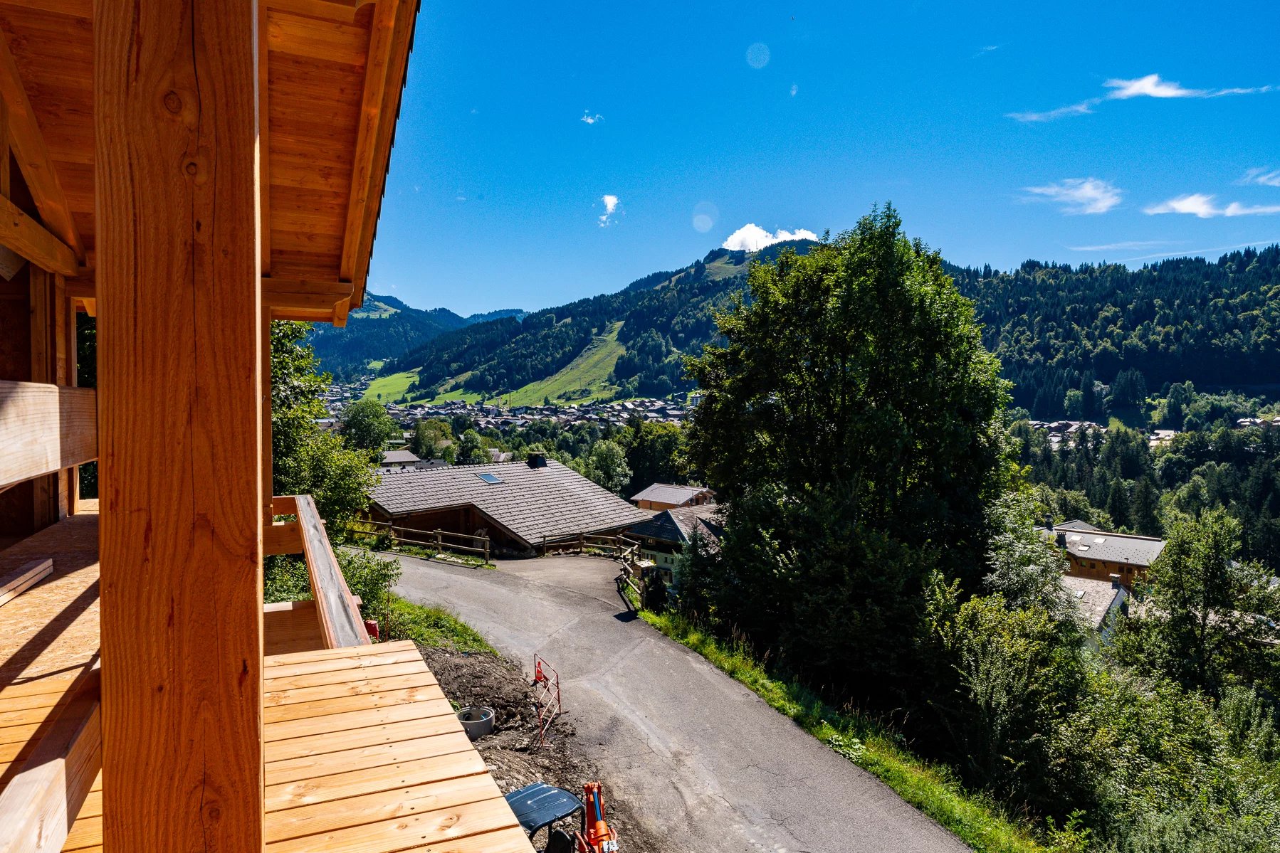 Photo of MONTRIOND - Luxury 5 bedroom new-build chalet in Montriond