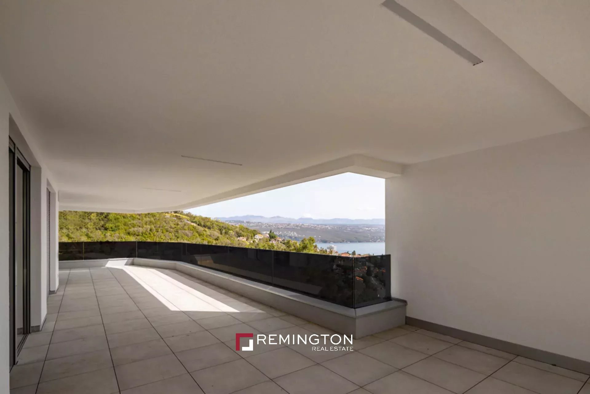 3 Bedroom Apartment/Flat's Image 4