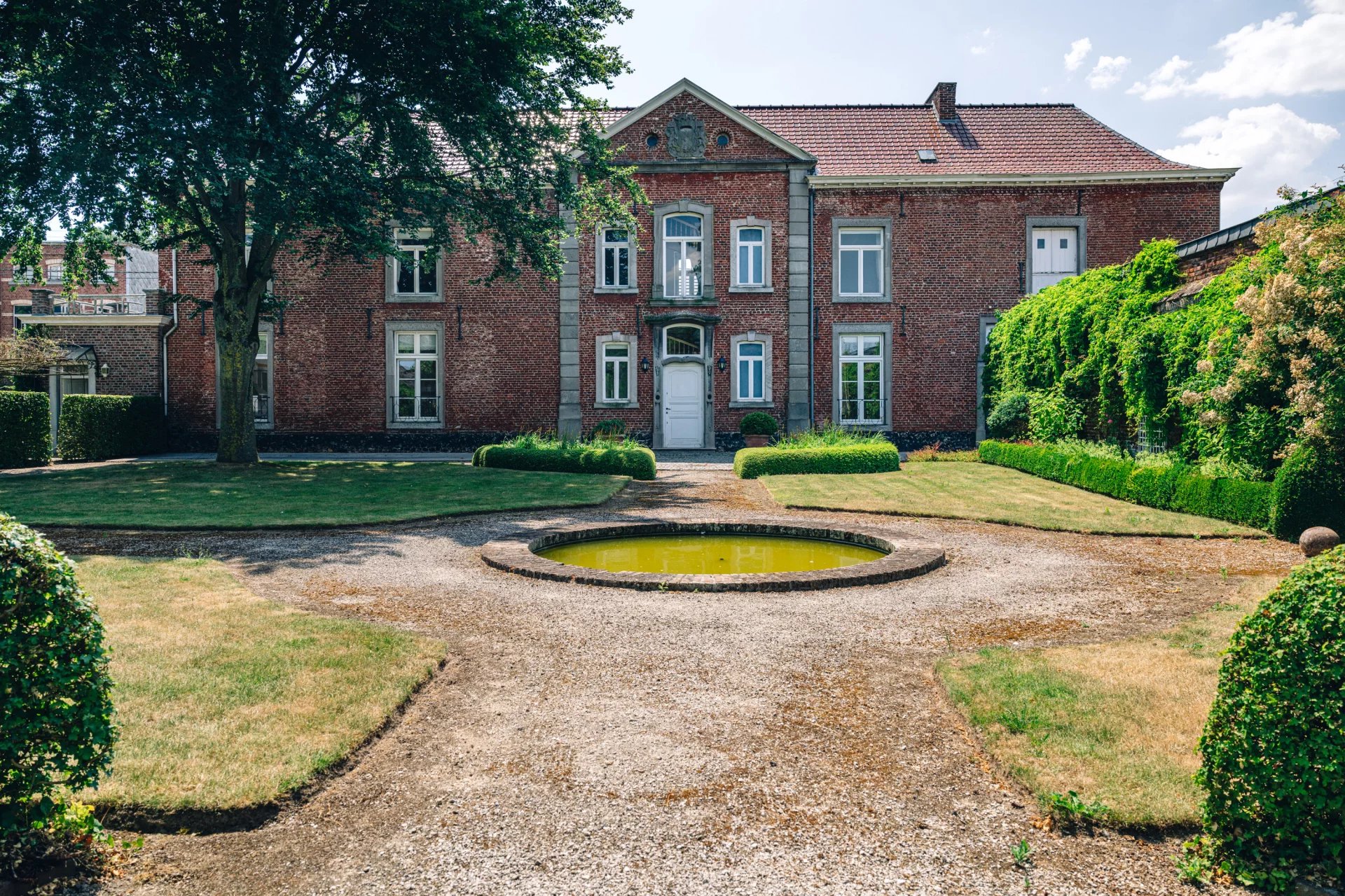 Propriété exclusive à destinations multiples au coeur de la campagne hannutoise