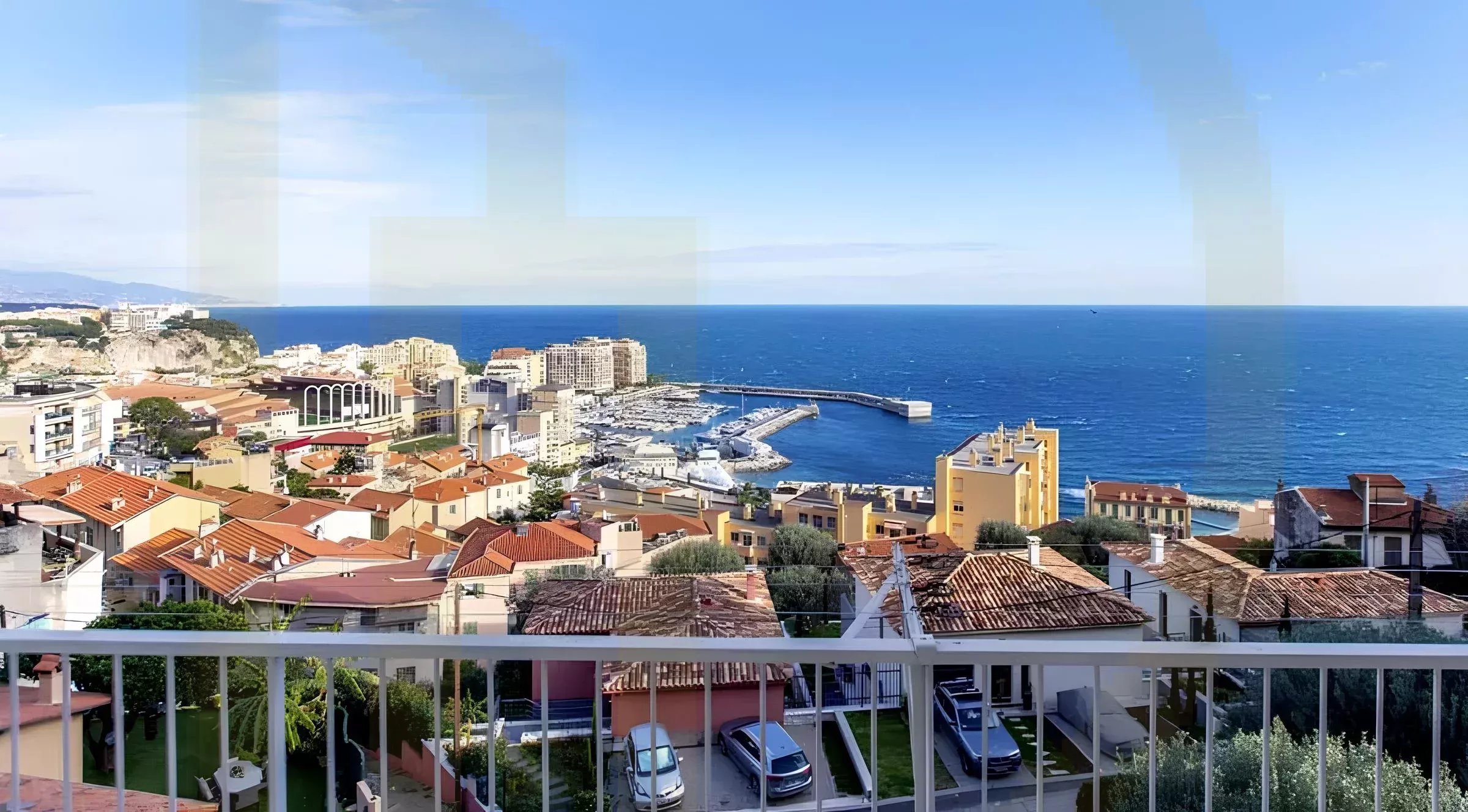 Cap d'Ail - Renovated 3-room apartment with panoramic sea view of Monaco