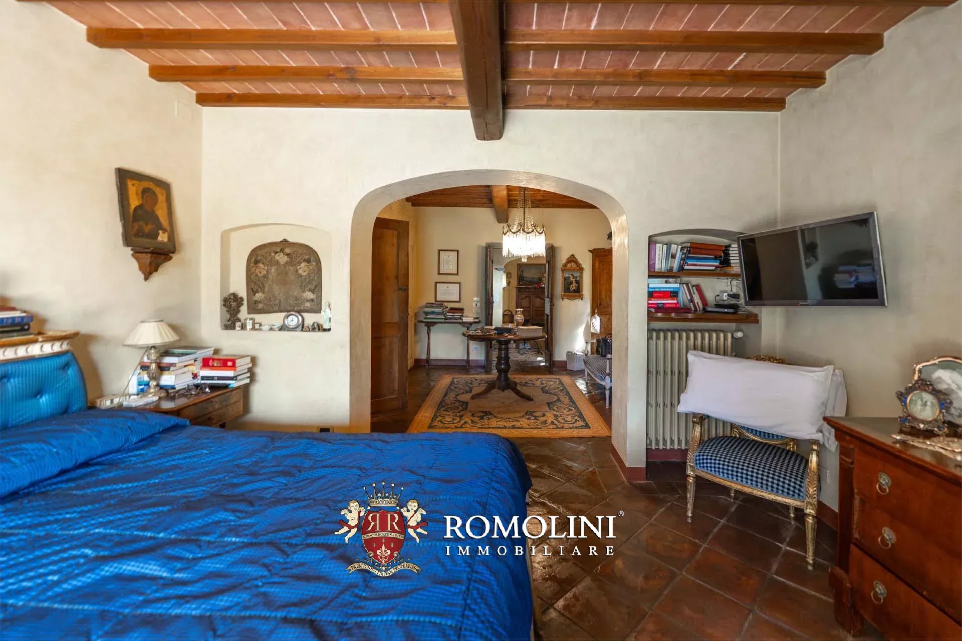 10 Bedroom Villa/Townhouse's Image 69