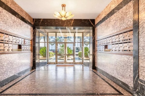 70m2 flat on the Promenade des Anglais Panoramic sea view — photo 5