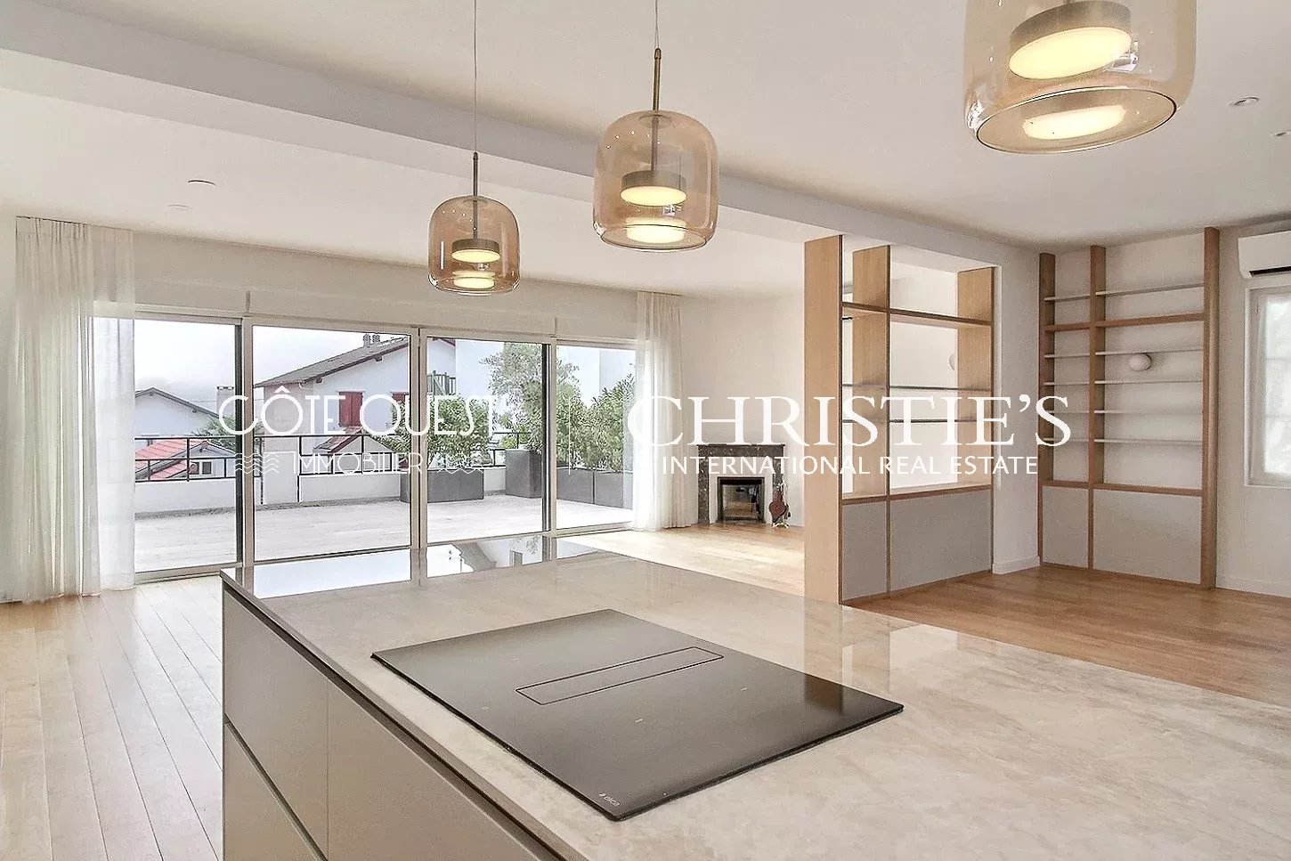 5 Bedroom Villa/Townhouse's Image 12