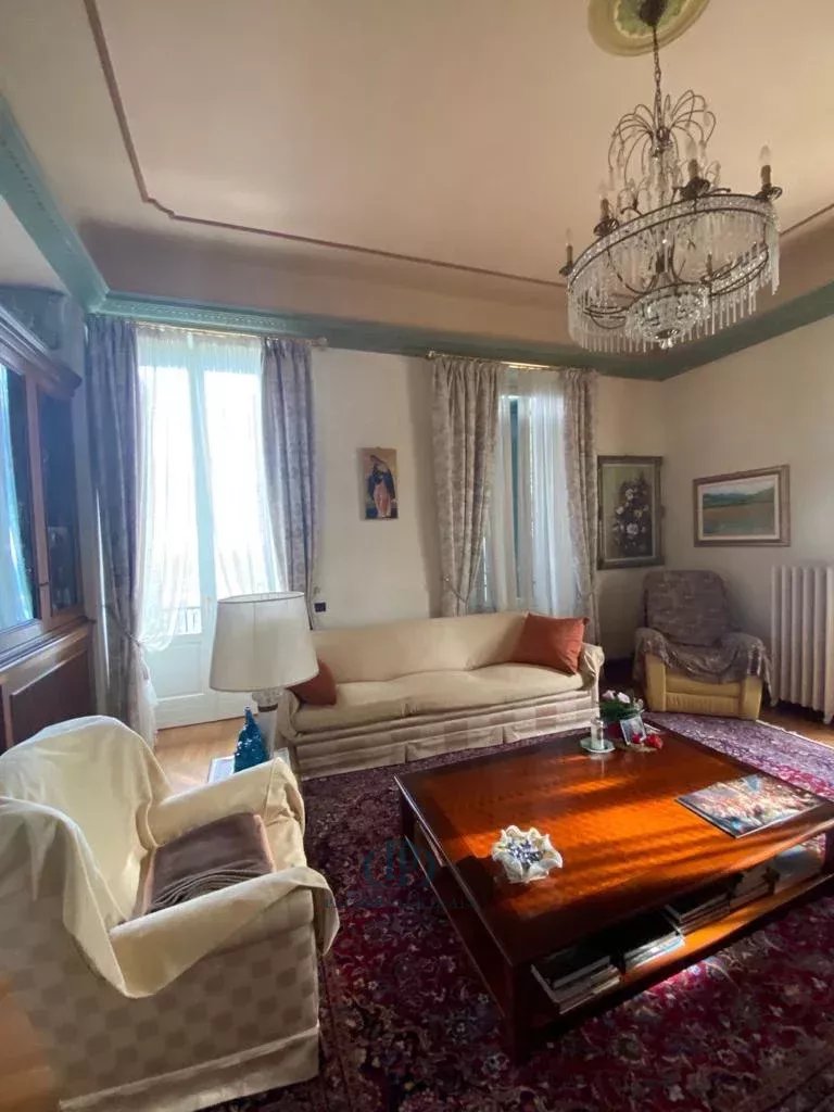 Villa Varese - picture 5