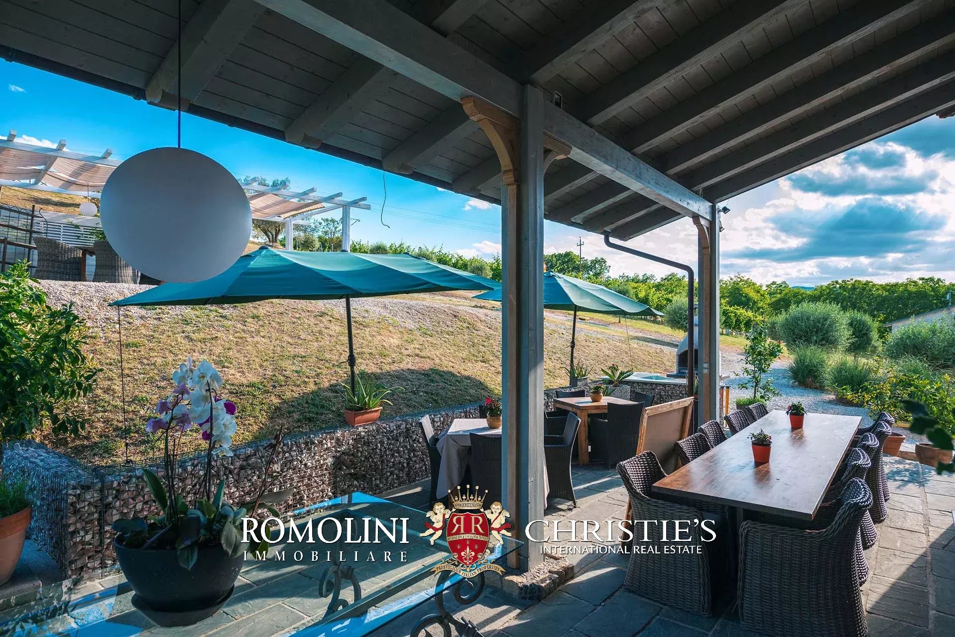 8 Bedroom Villa/Townhouse's Image 19