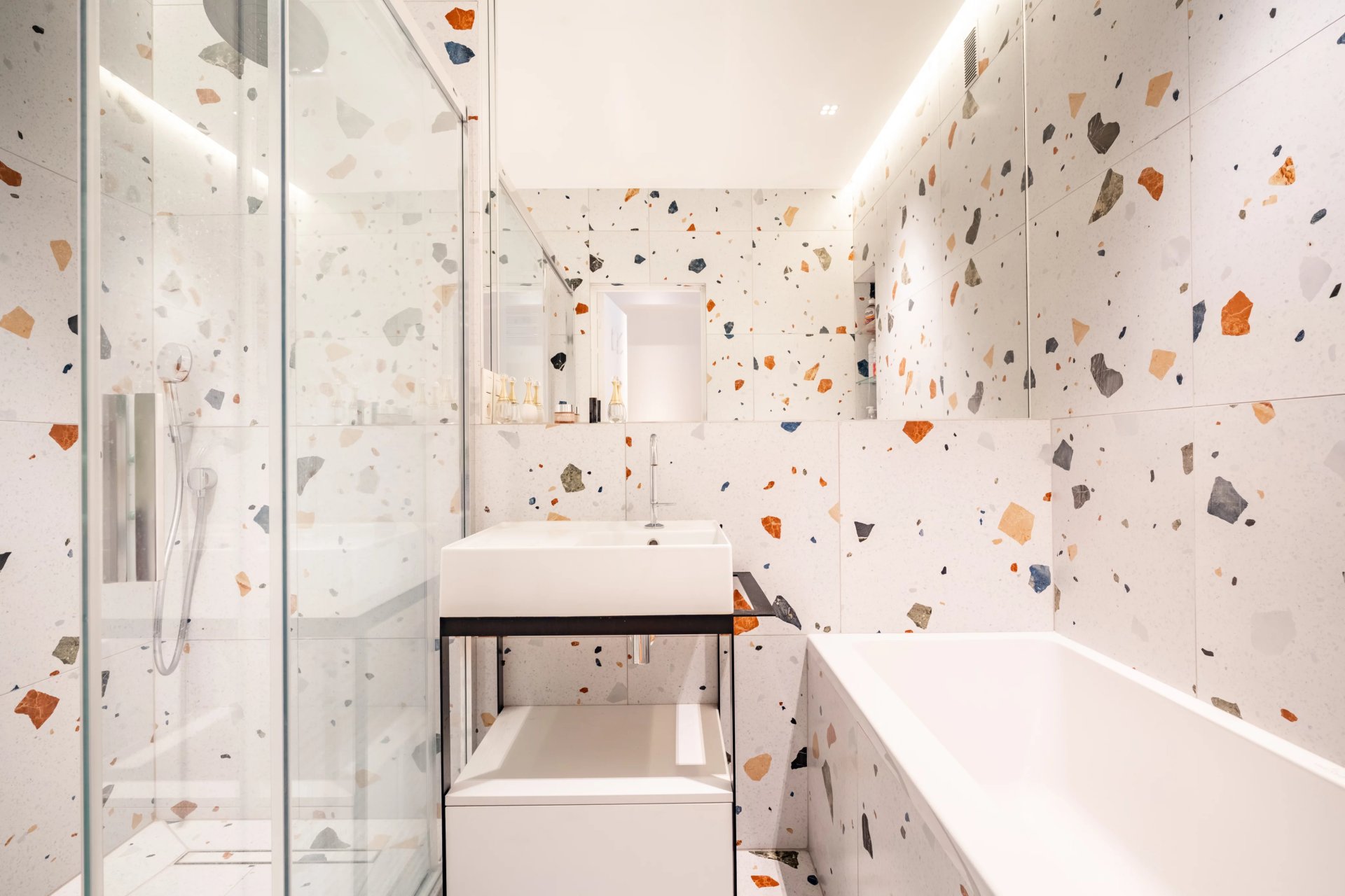 3 Bedroom Apartment/Flat's Image 6