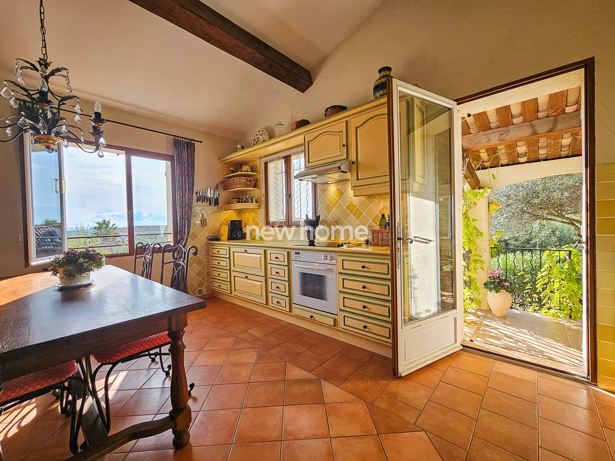 Charmante villa à pied du village