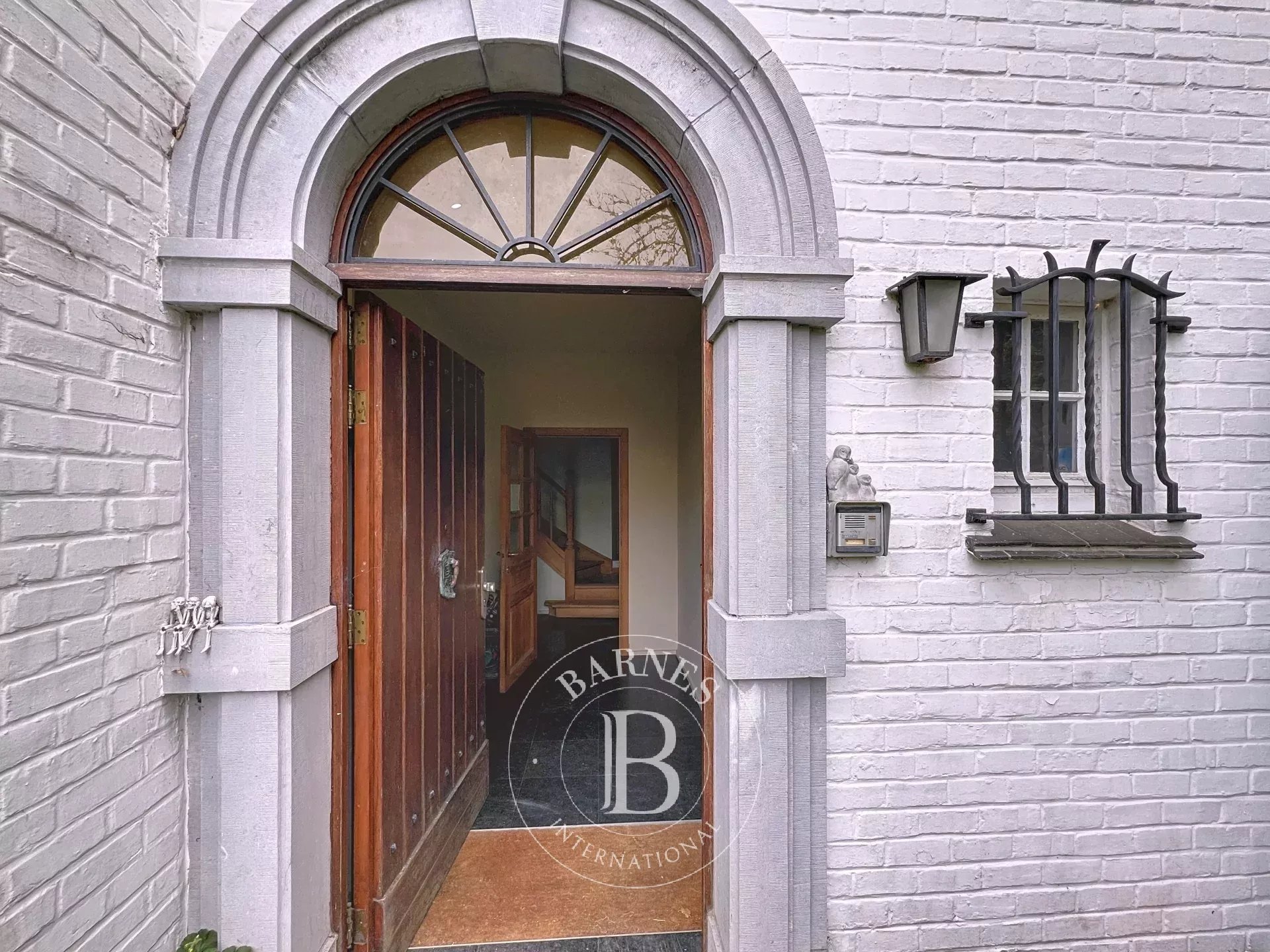 Fort Jaco - House 3 facades garden garage