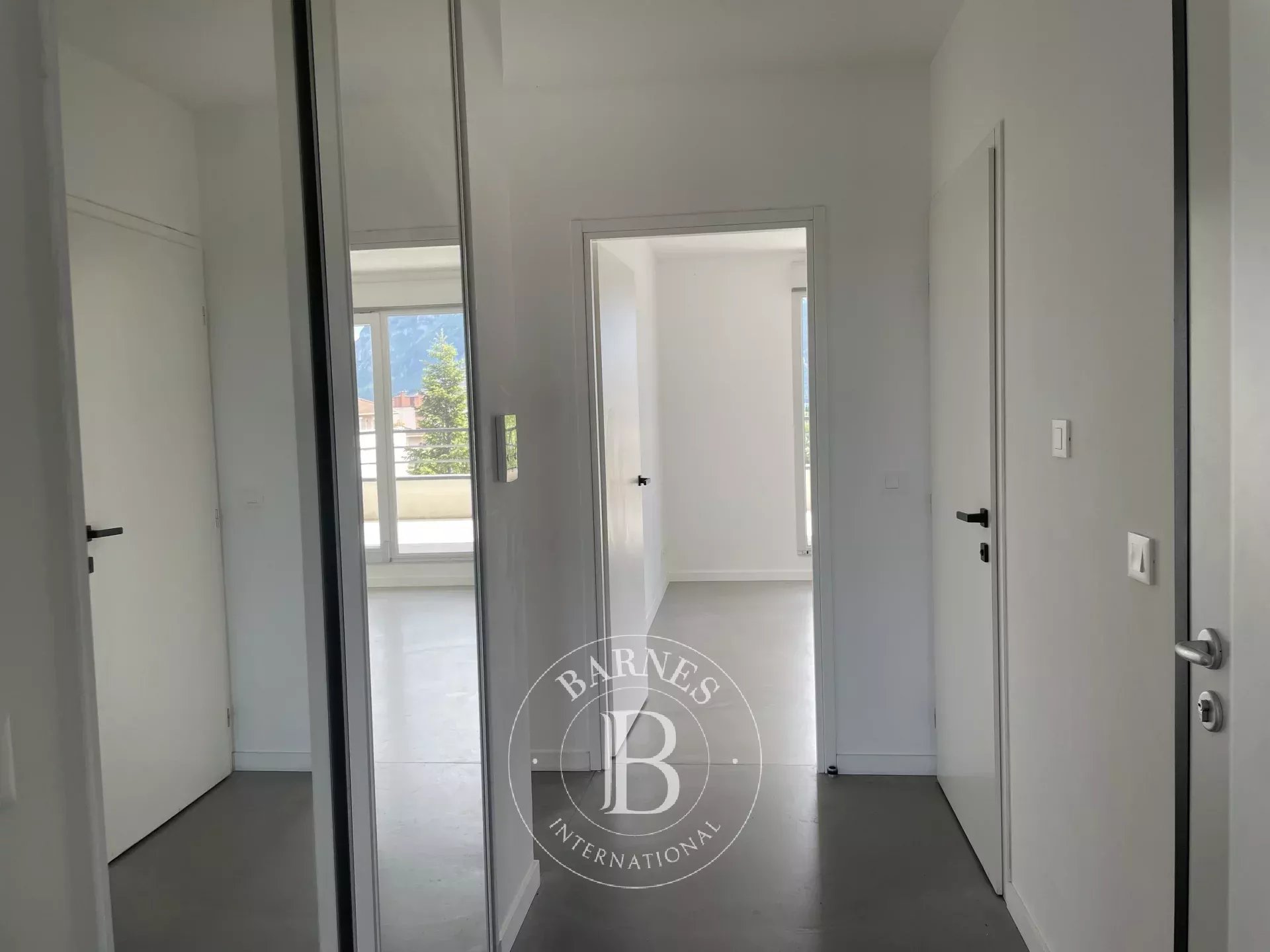 Appartement Gaillard  -  ref 87036159 (picture 2)